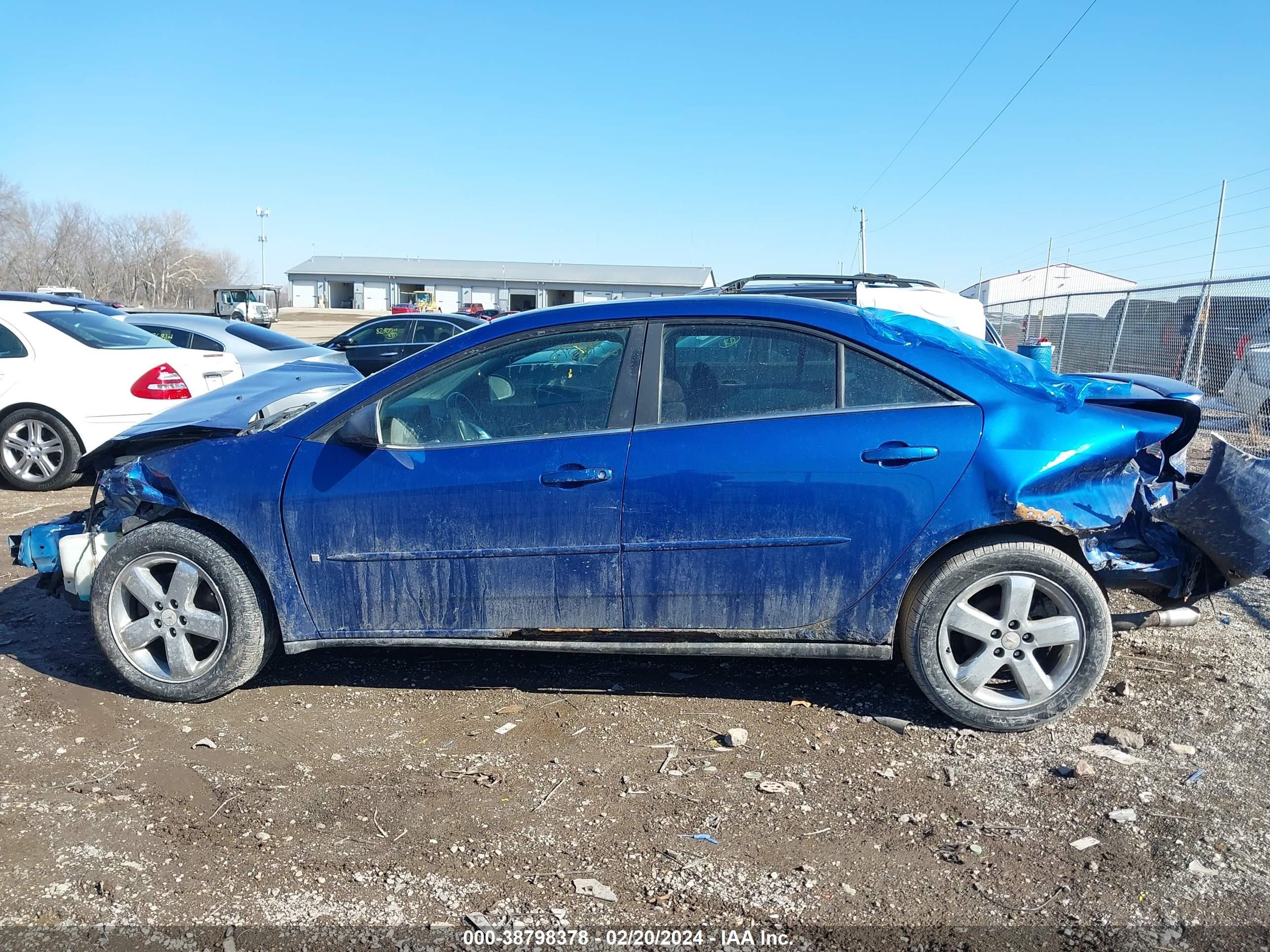 Photo 13 VIN: 1G2ZH58N974173469 - PONTIAC G6 