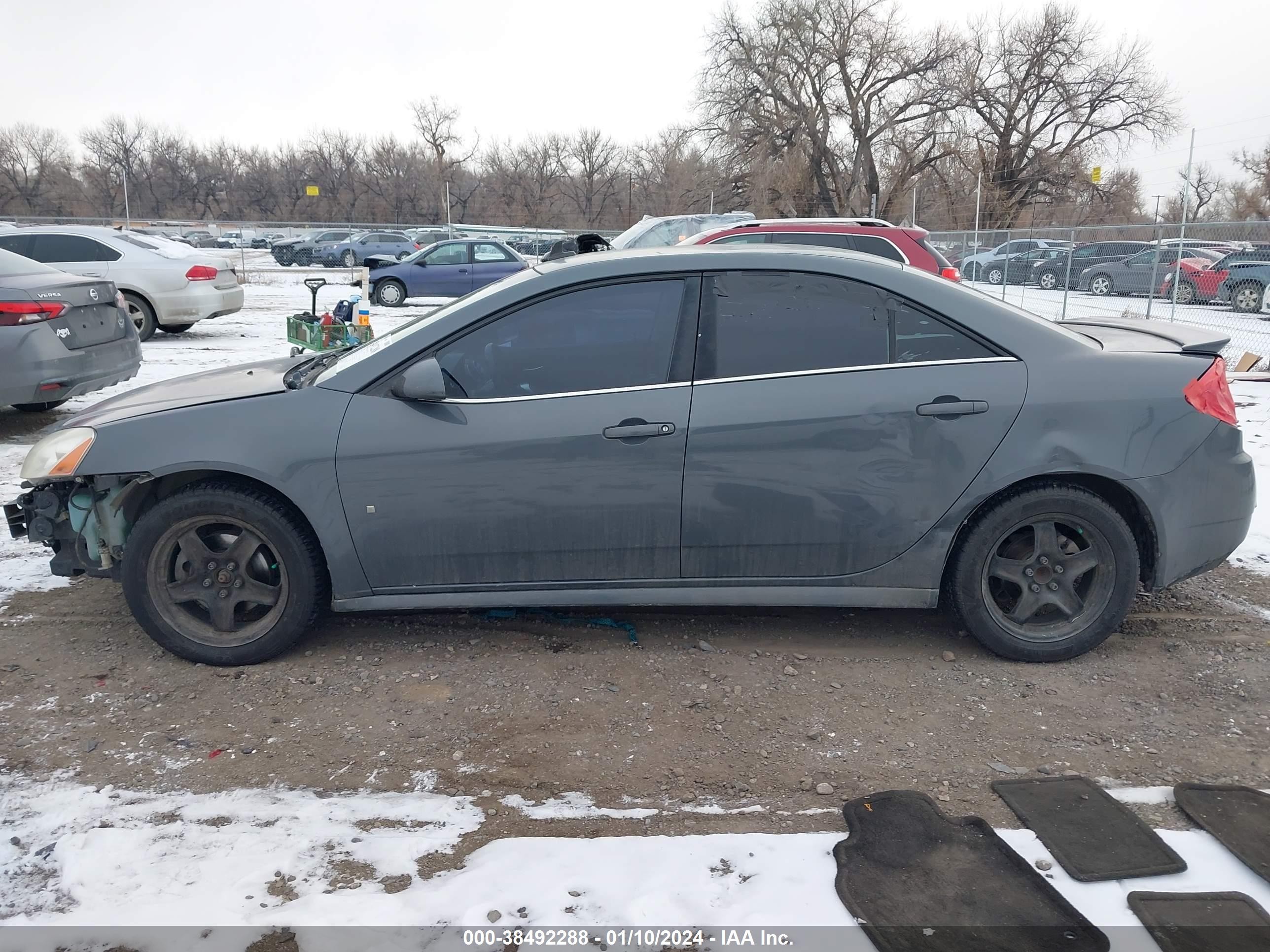 Photo 13 VIN: 1G2ZJ57B294227645 - PONTIAC G6 