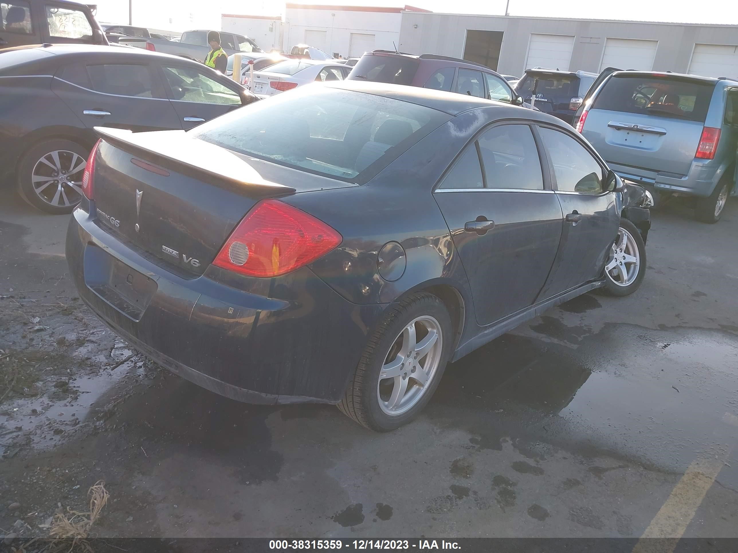 Photo 3 VIN: 1G2ZJ57K994265843 - PONTIAC G6 