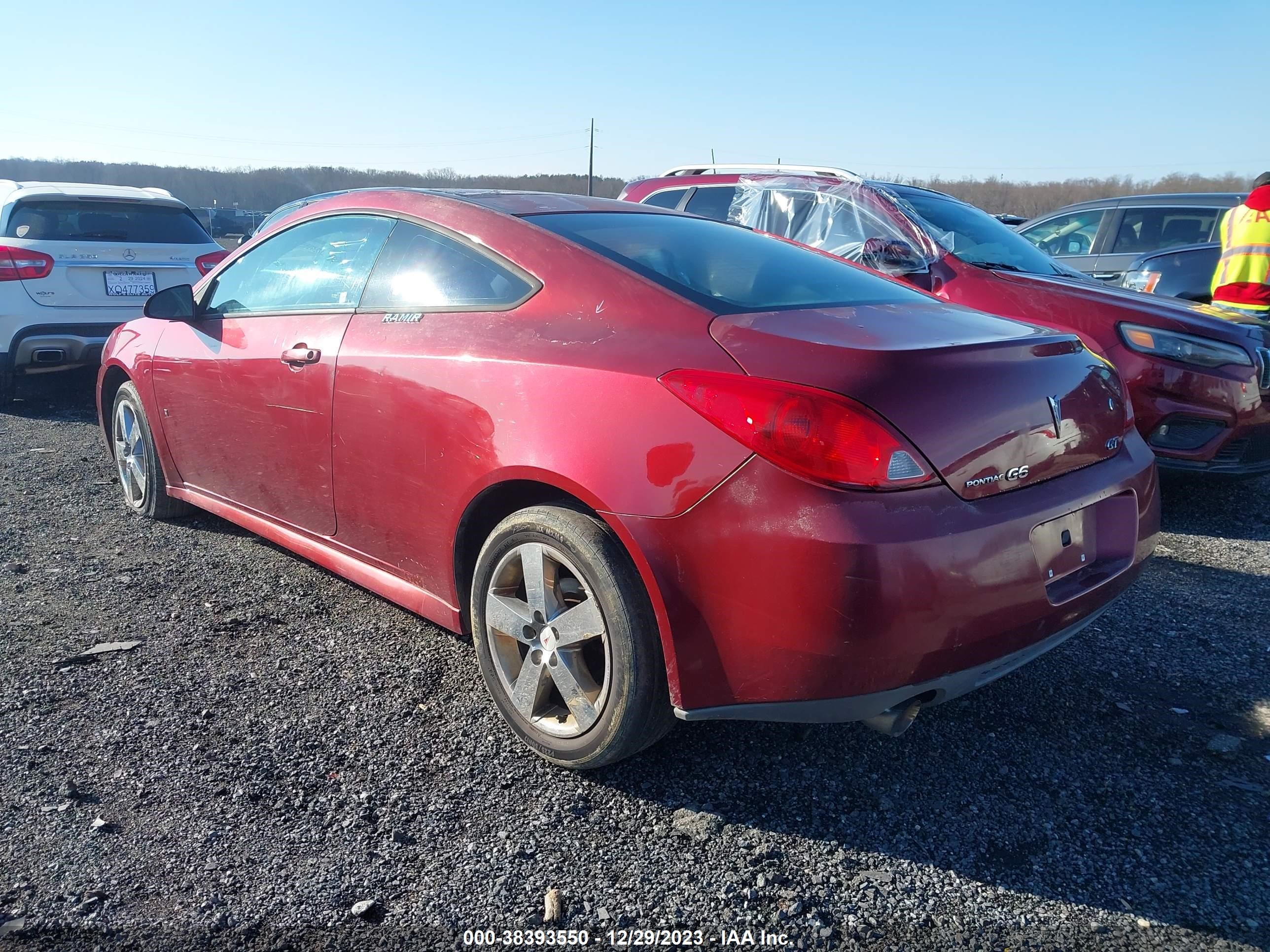 Photo 3 VIN: 1G2ZK17N694249647 - PONTIAC G6 