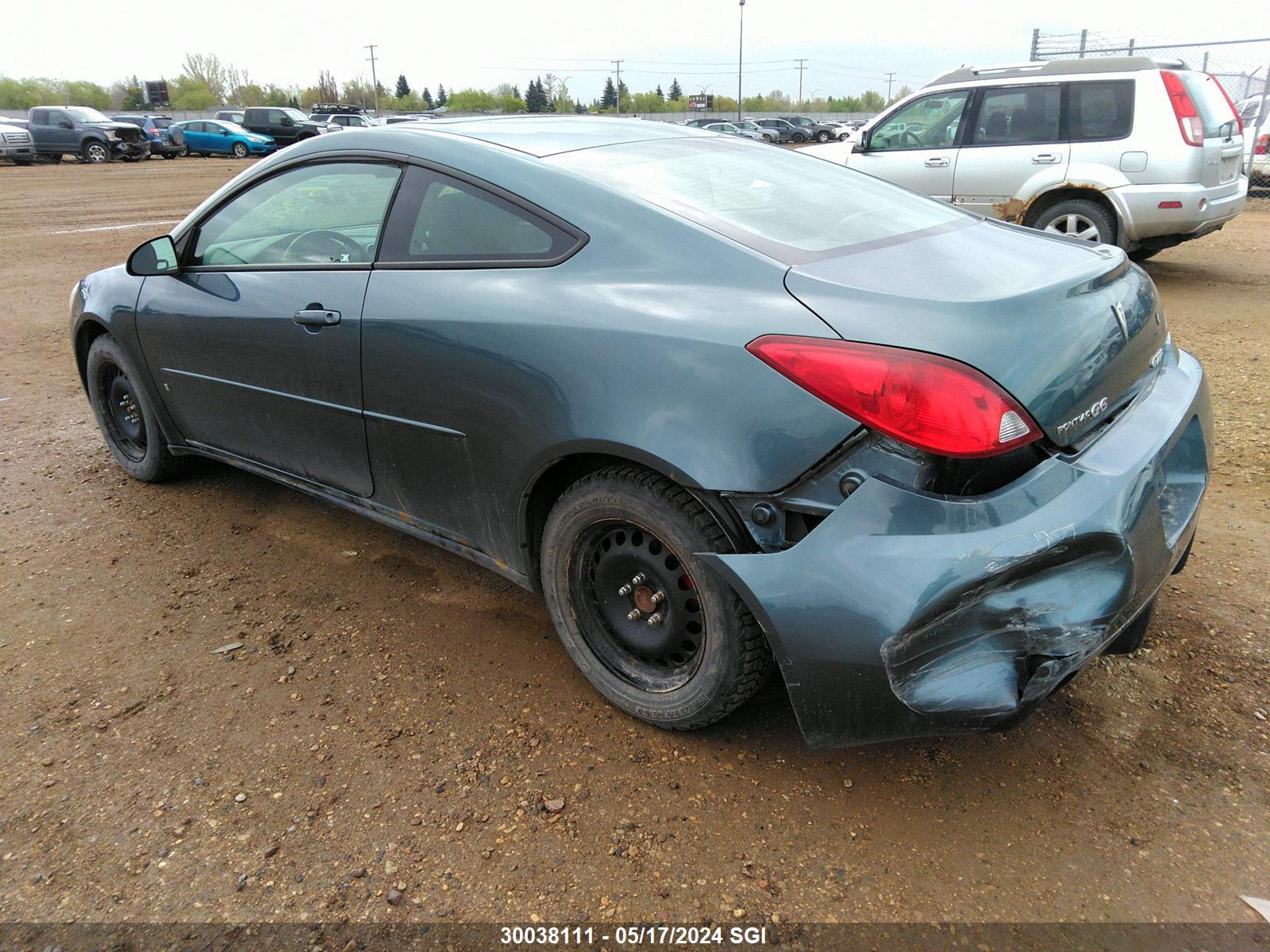 Photo 2 VIN: 1G2ZM151264159160 - PONTIAC G6 