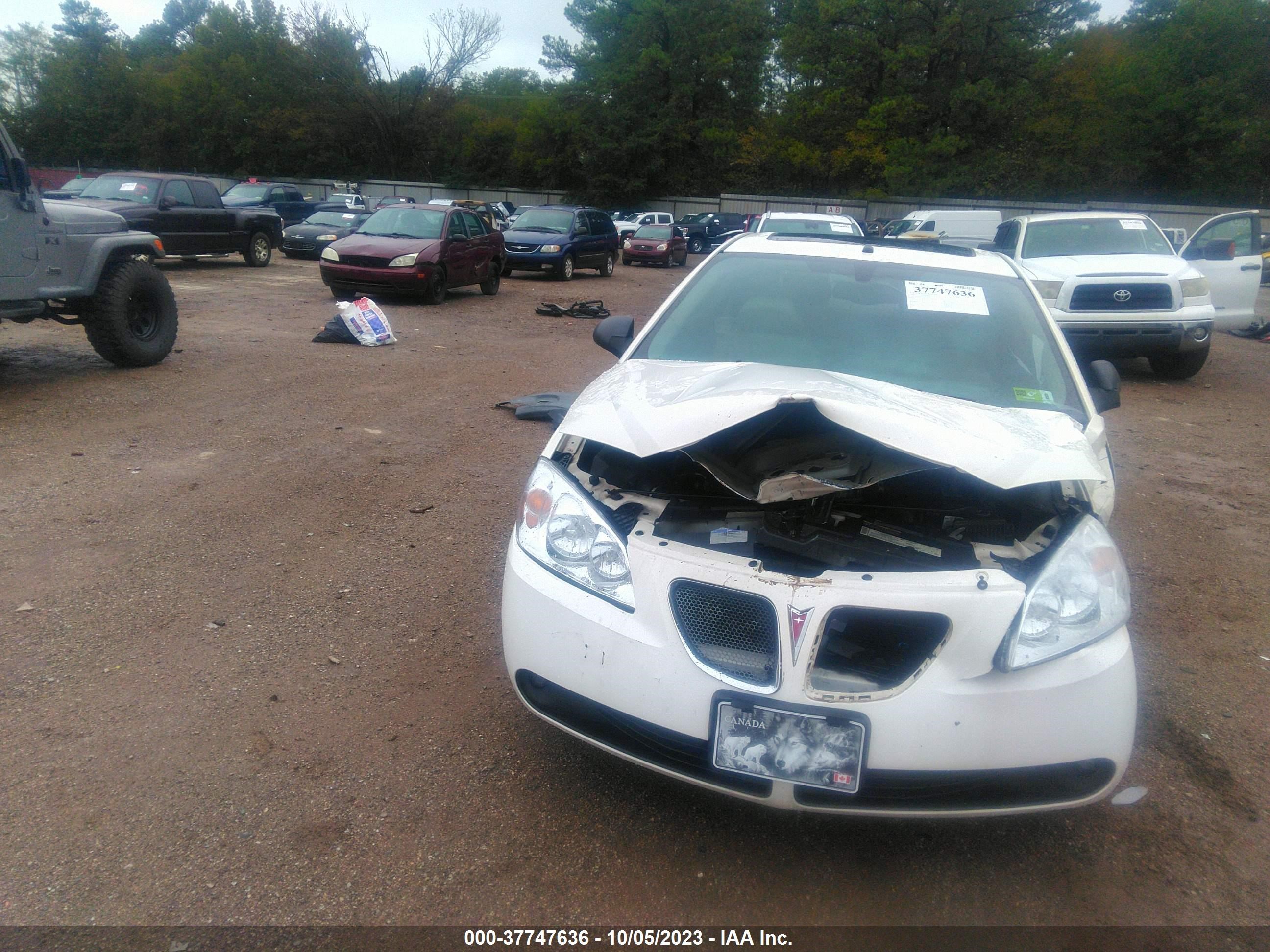 Photo 12 VIN: 1G2ZM151564164577 - PONTIAC G6 