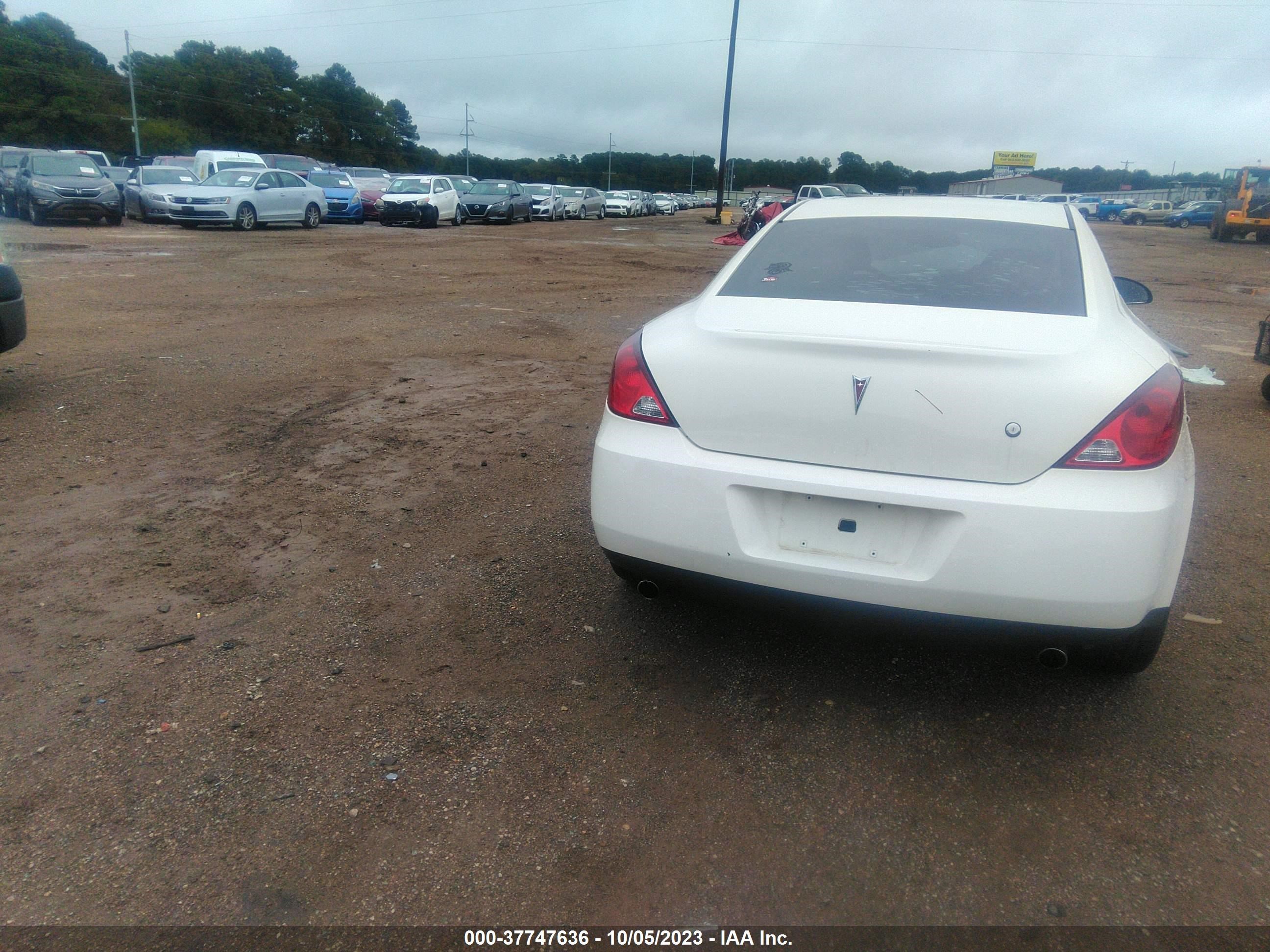 Photo 16 VIN: 1G2ZM151564164577 - PONTIAC G6 