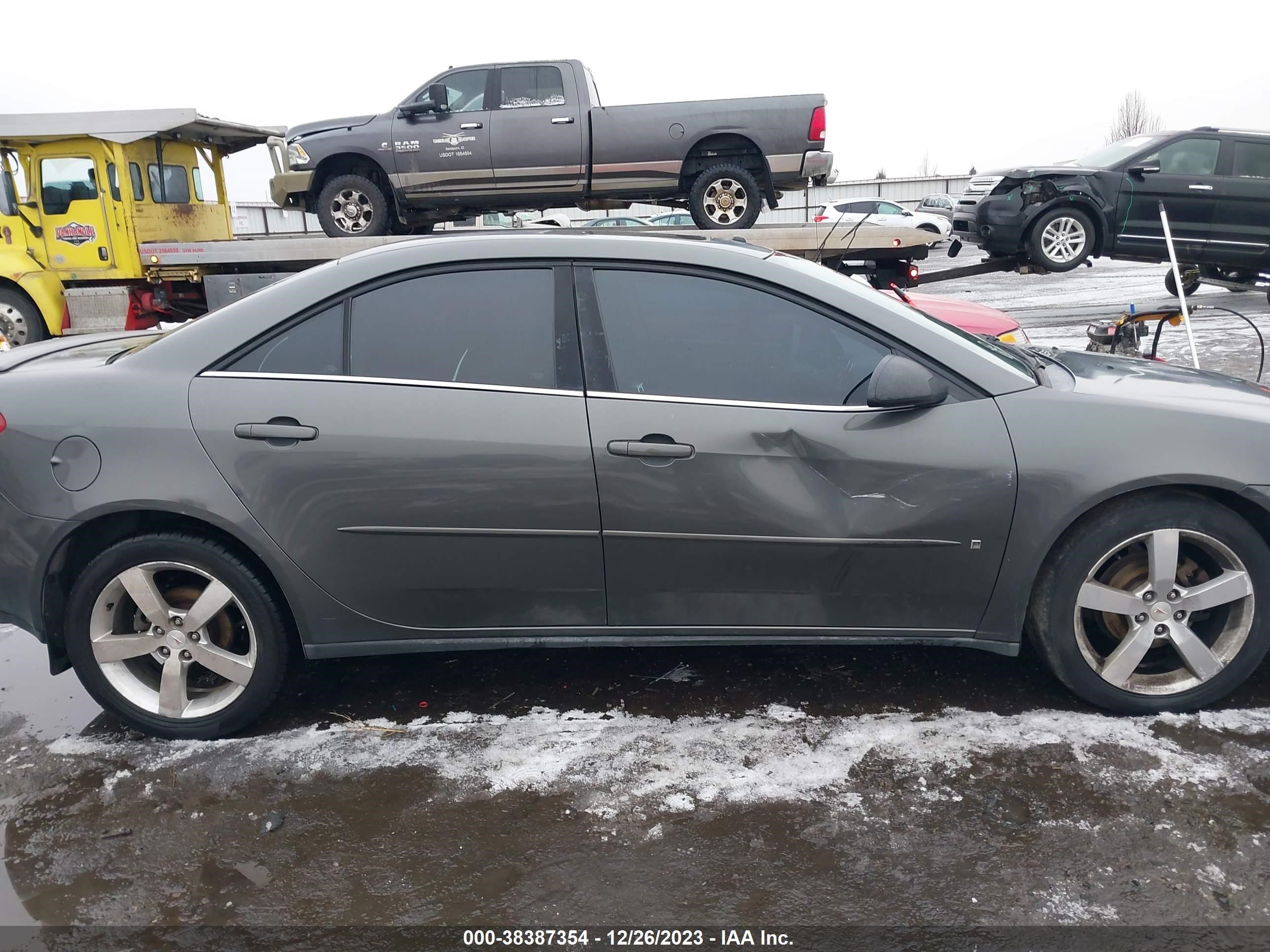 Photo 12 VIN: 1G2ZM551964185858 - PONTIAC G6 