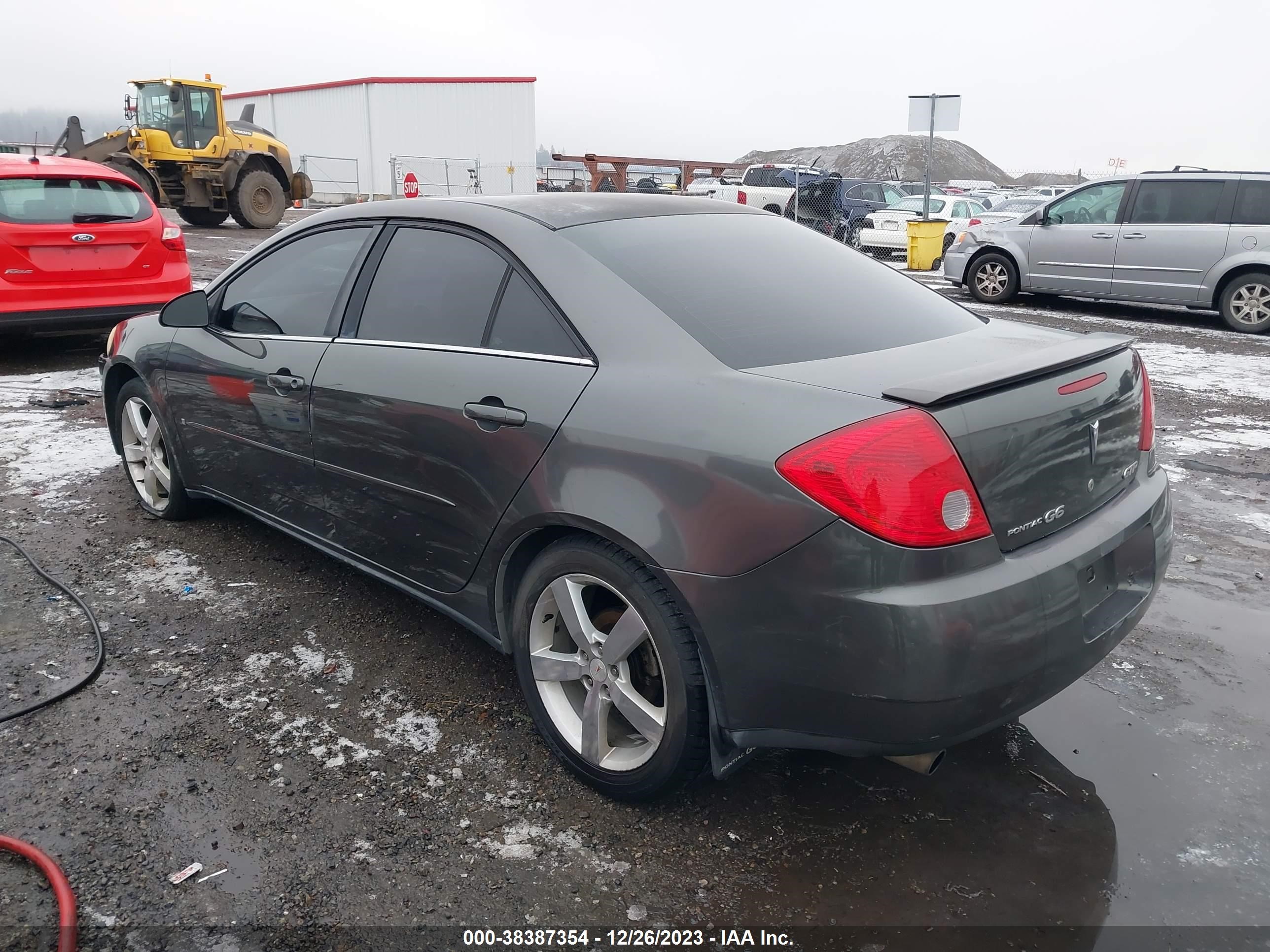 Photo 2 VIN: 1G2ZM551964185858 - PONTIAC G6 