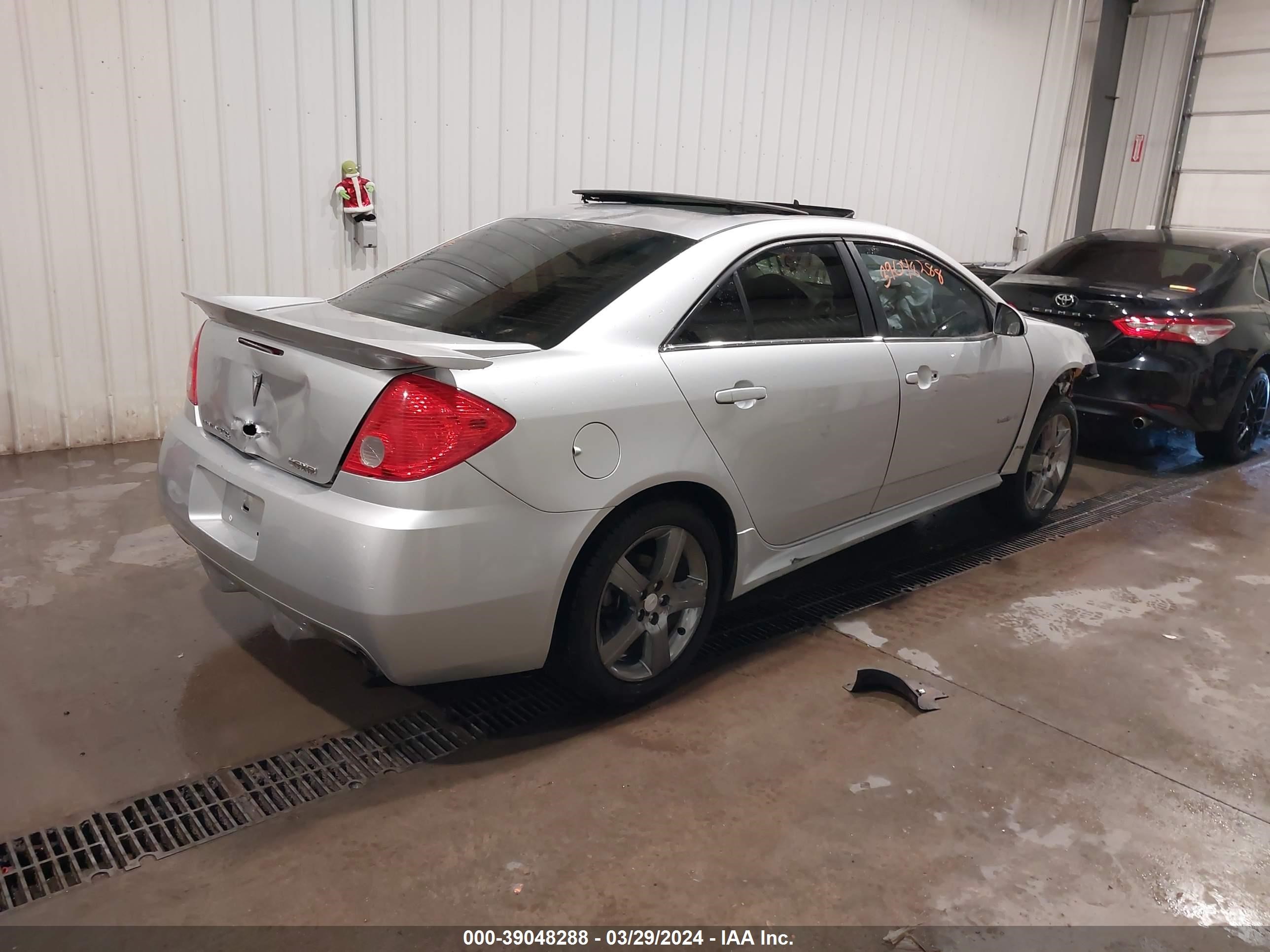 Photo 3 VIN: 1G2ZM577794141444 - PONTIAC G6 