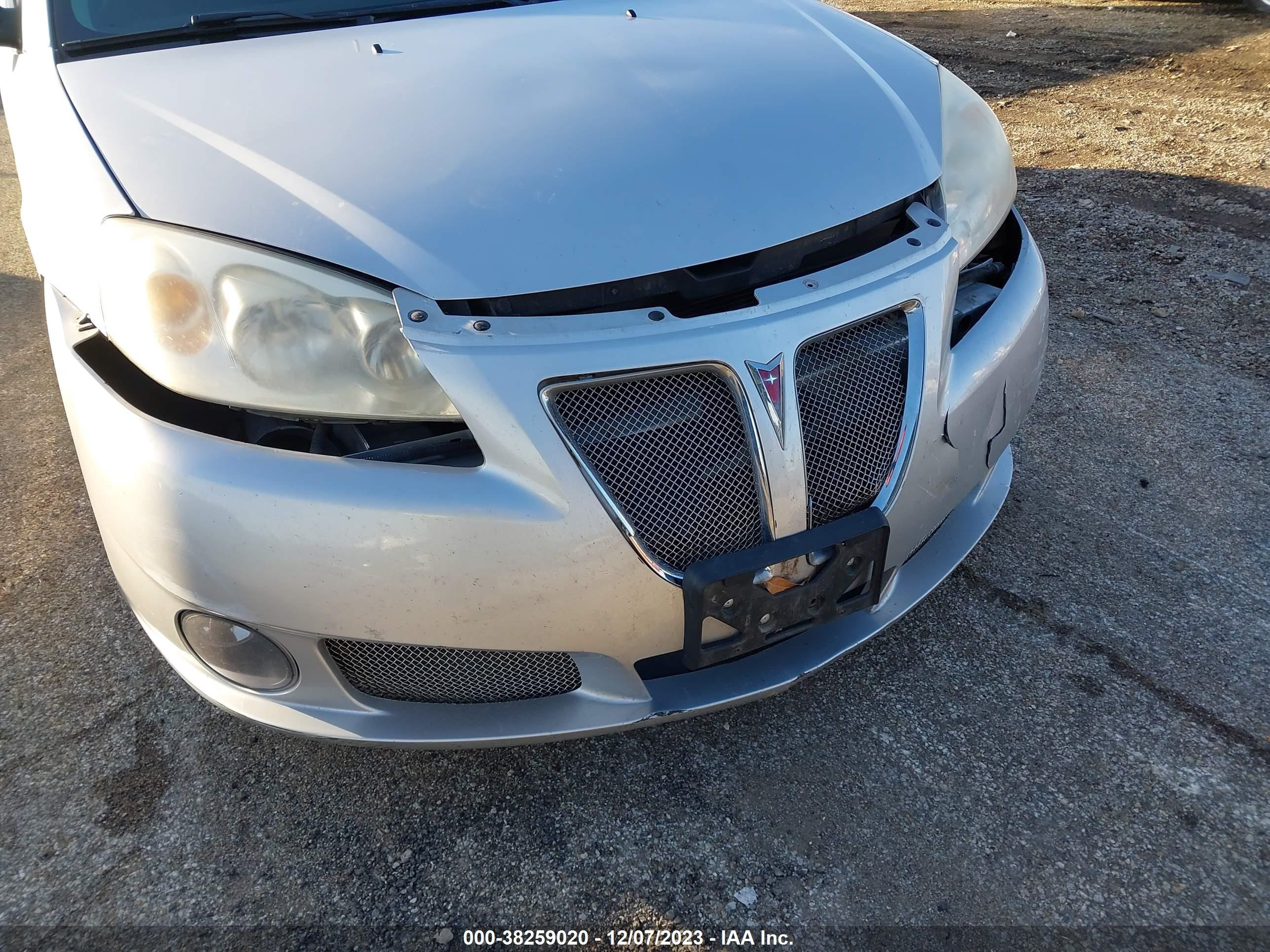 Photo 11 VIN: 1G2ZM577X94171988 - PONTIAC G6 