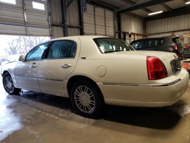 Photo 1 VIN: 1G3HN52K6X4817413 - LINCOLN TOWNCAR 