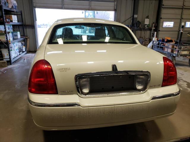 Photo 5 VIN: 1G3HN52K6X4817413 - LINCOLN TOWNCAR 