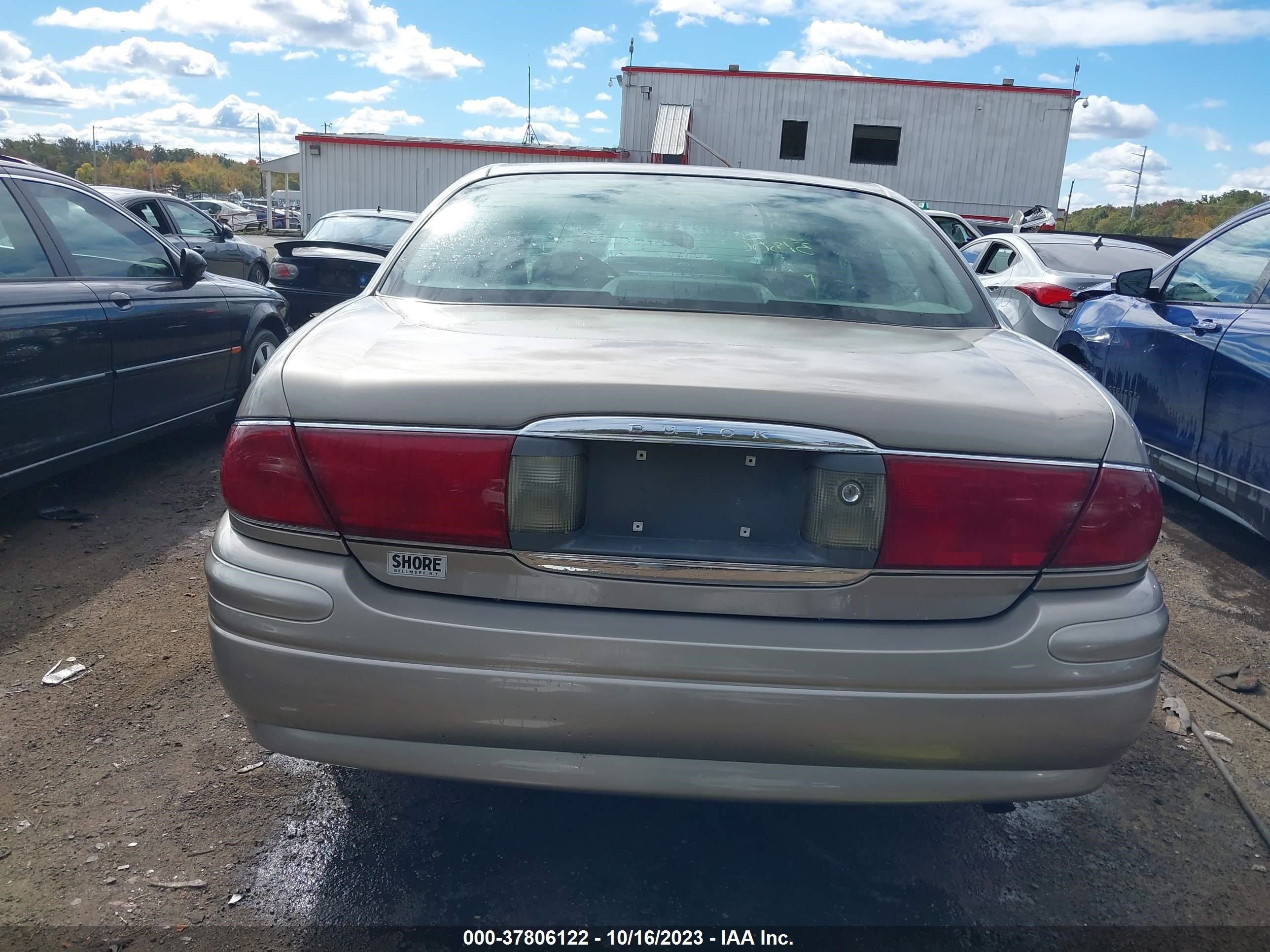 Photo 15 VIN: 1G48P54K8YU118823 - BUICK LESABRE 