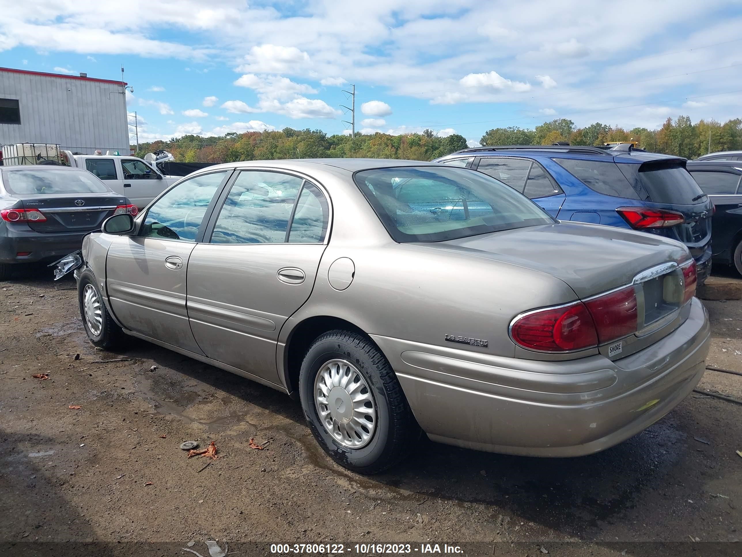 Photo 2 VIN: 1G48P54K8YU118823 - BUICK LESABRE 