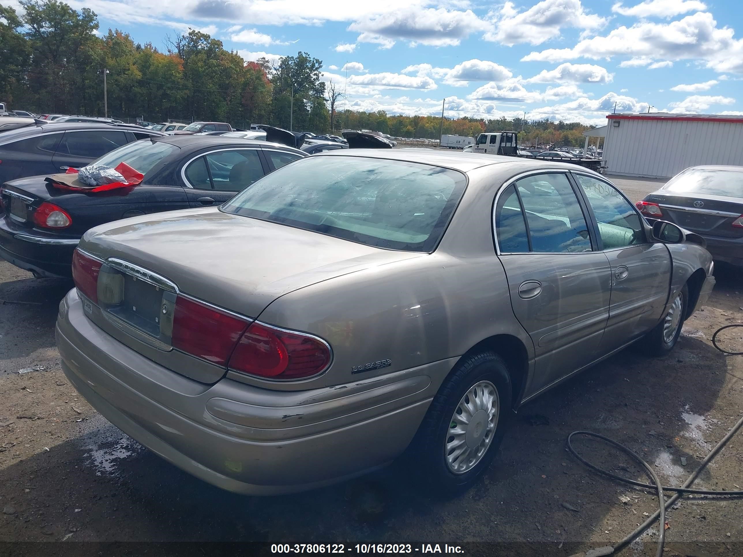 Photo 3 VIN: 1G48P54K8YU118823 - BUICK LESABRE 