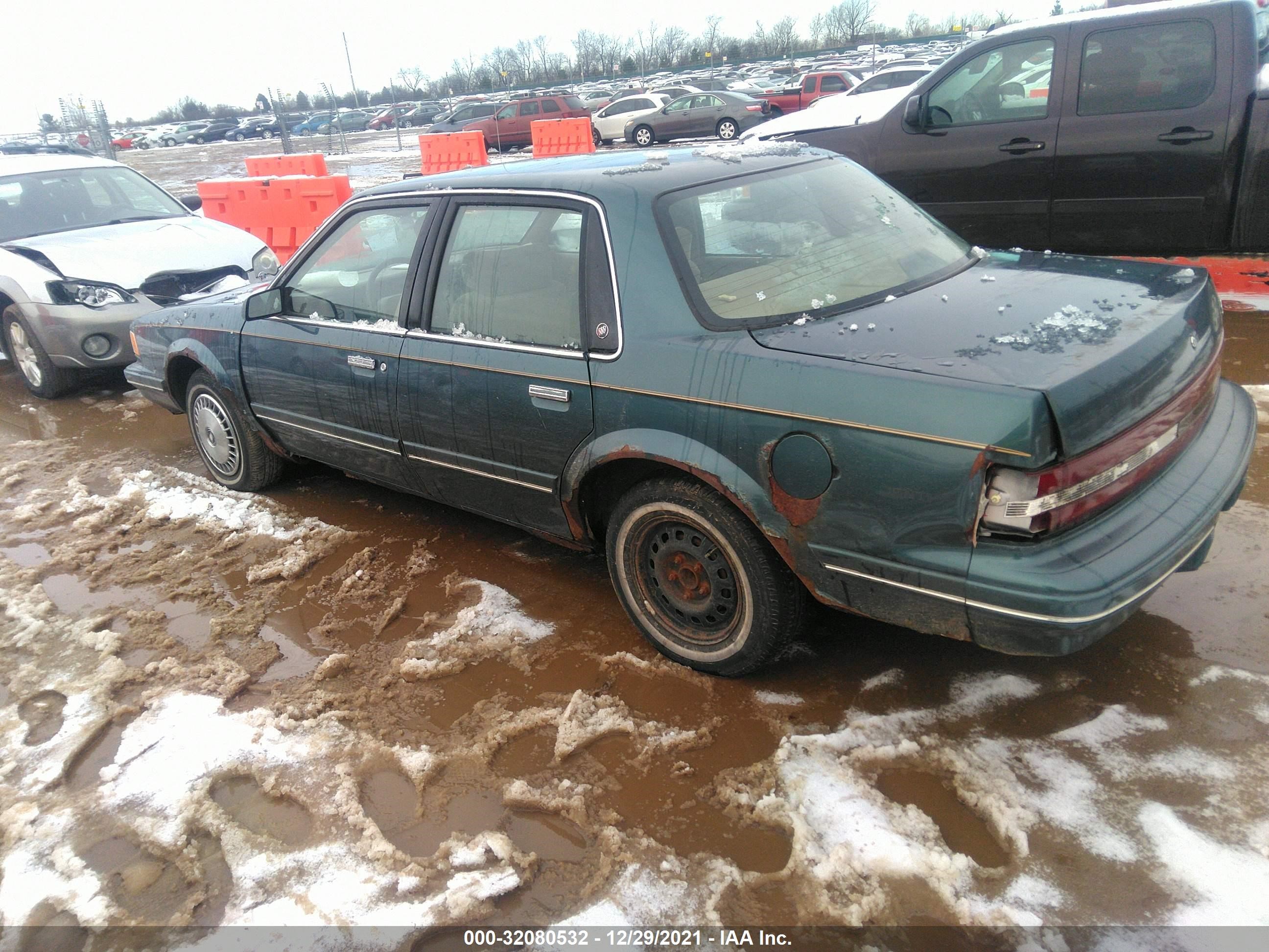 Photo 2 VIN: 1G4AG5547R6475692 - BUICK CENTURY 