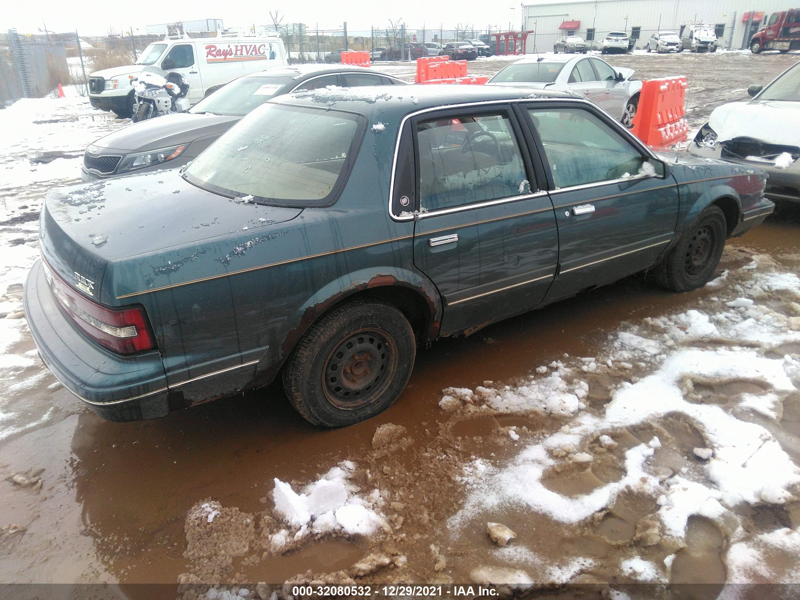 Photo 3 VIN: 1G4AG5547R6475692 - BUICK CENTURY 