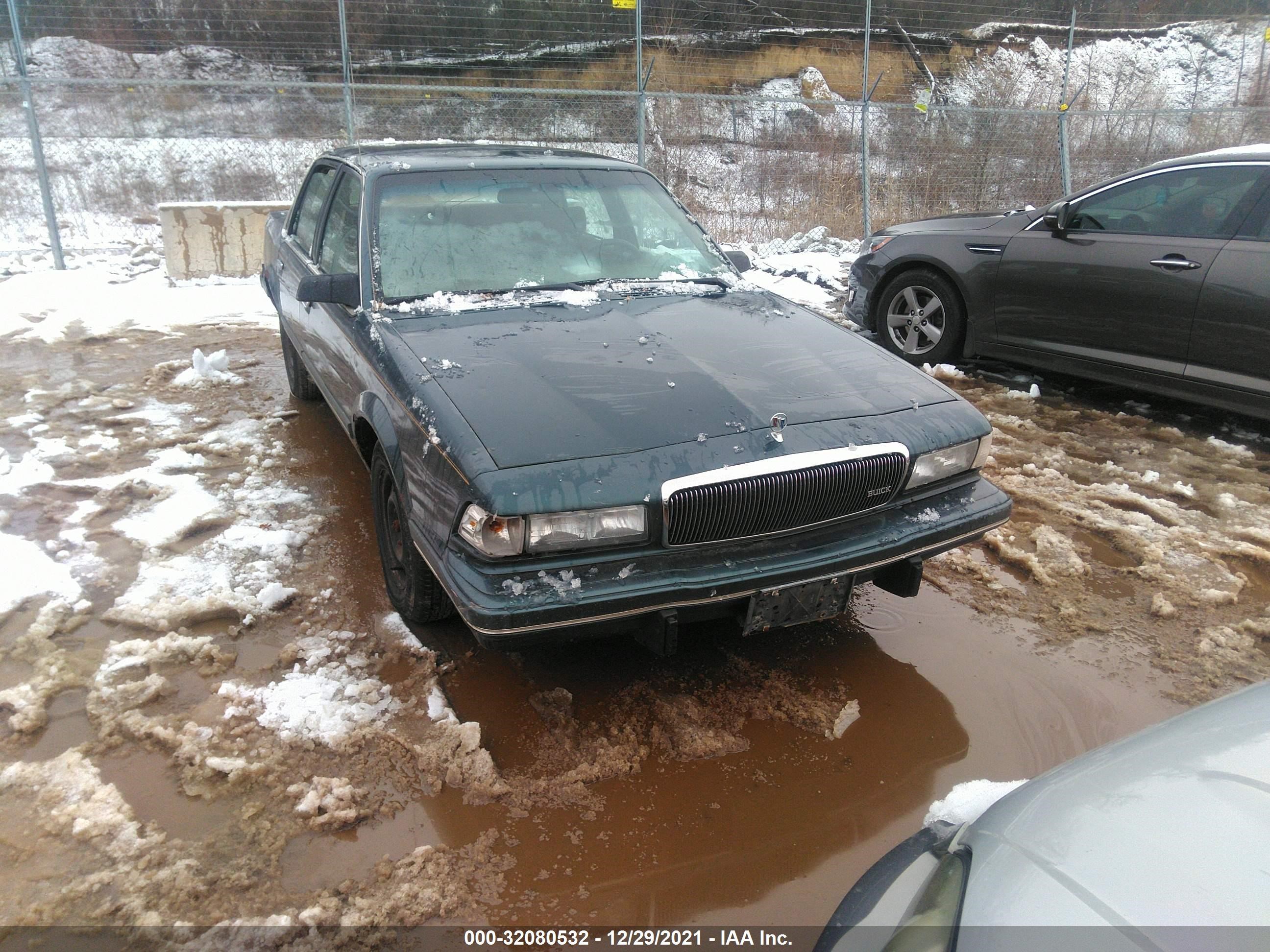 Photo 5 VIN: 1G4AG5547R6475692 - BUICK CENTURY 