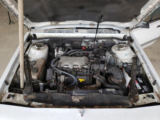 Photo 10 VIN: 1G4AG55M1R6470259 - BUICK CENTURY SP 