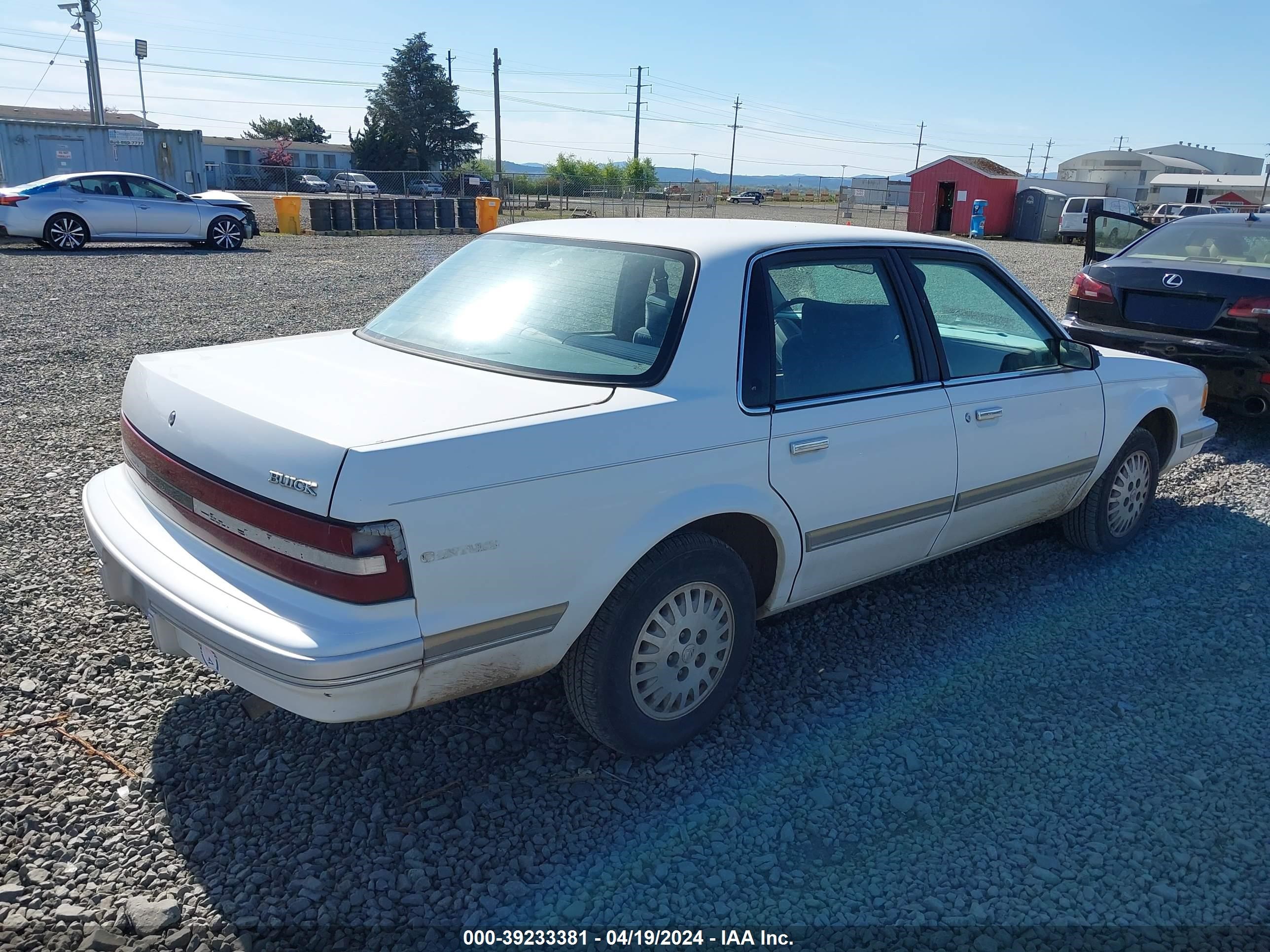 Photo 3 VIN: 1G4AG55M1R6502594 - BUICK CENTURY 