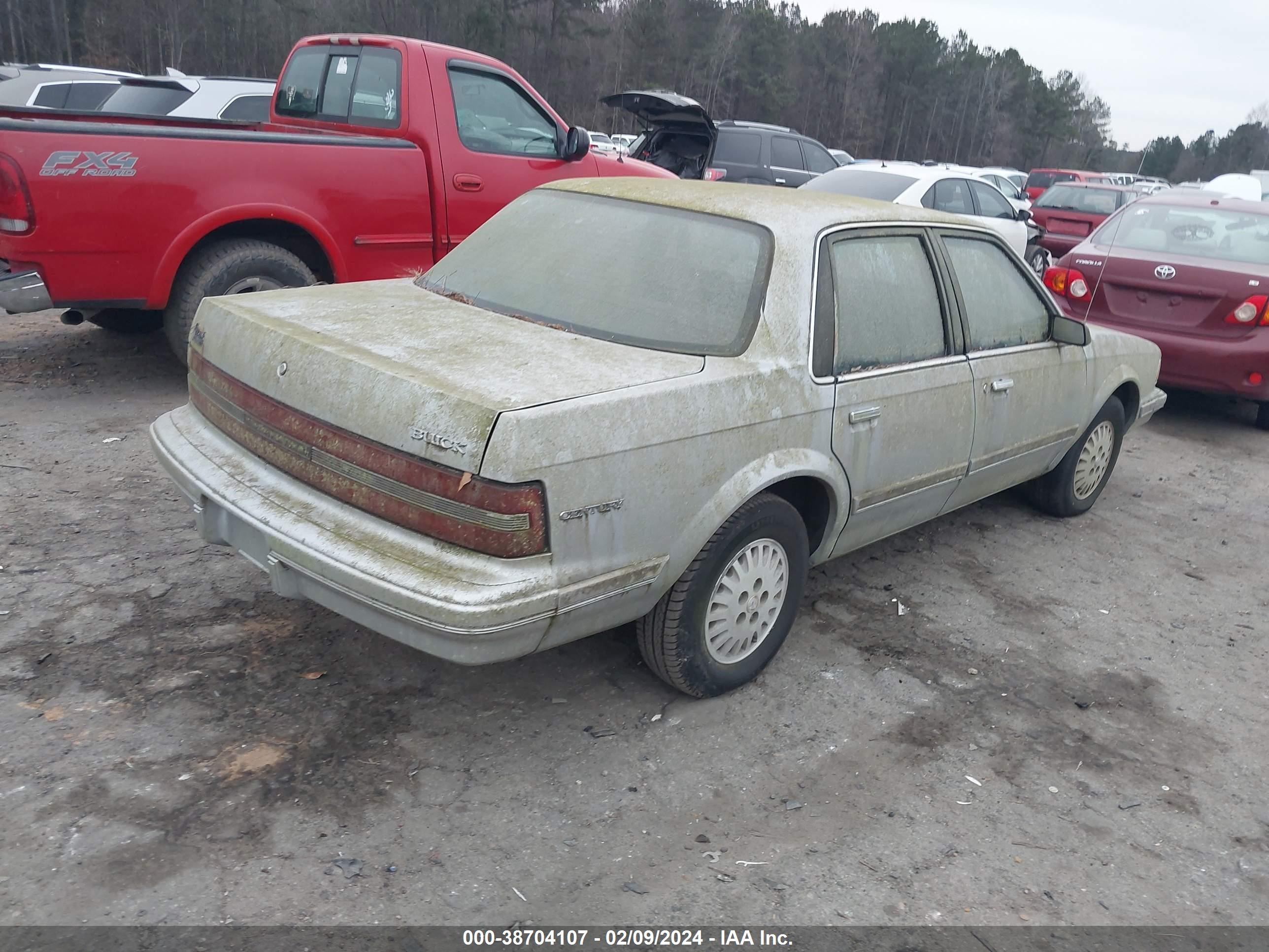 Photo 3 VIN: 1G4AG55M4R6413764 - BUICK CENTURY 