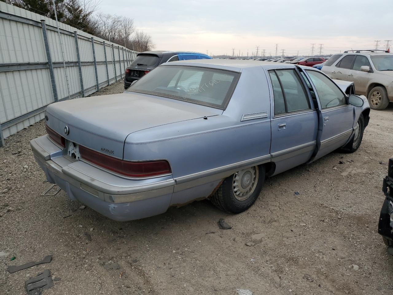 Photo 2 VIN: 1G4BN52P4SR424695 - BUICK ROADMASTER 