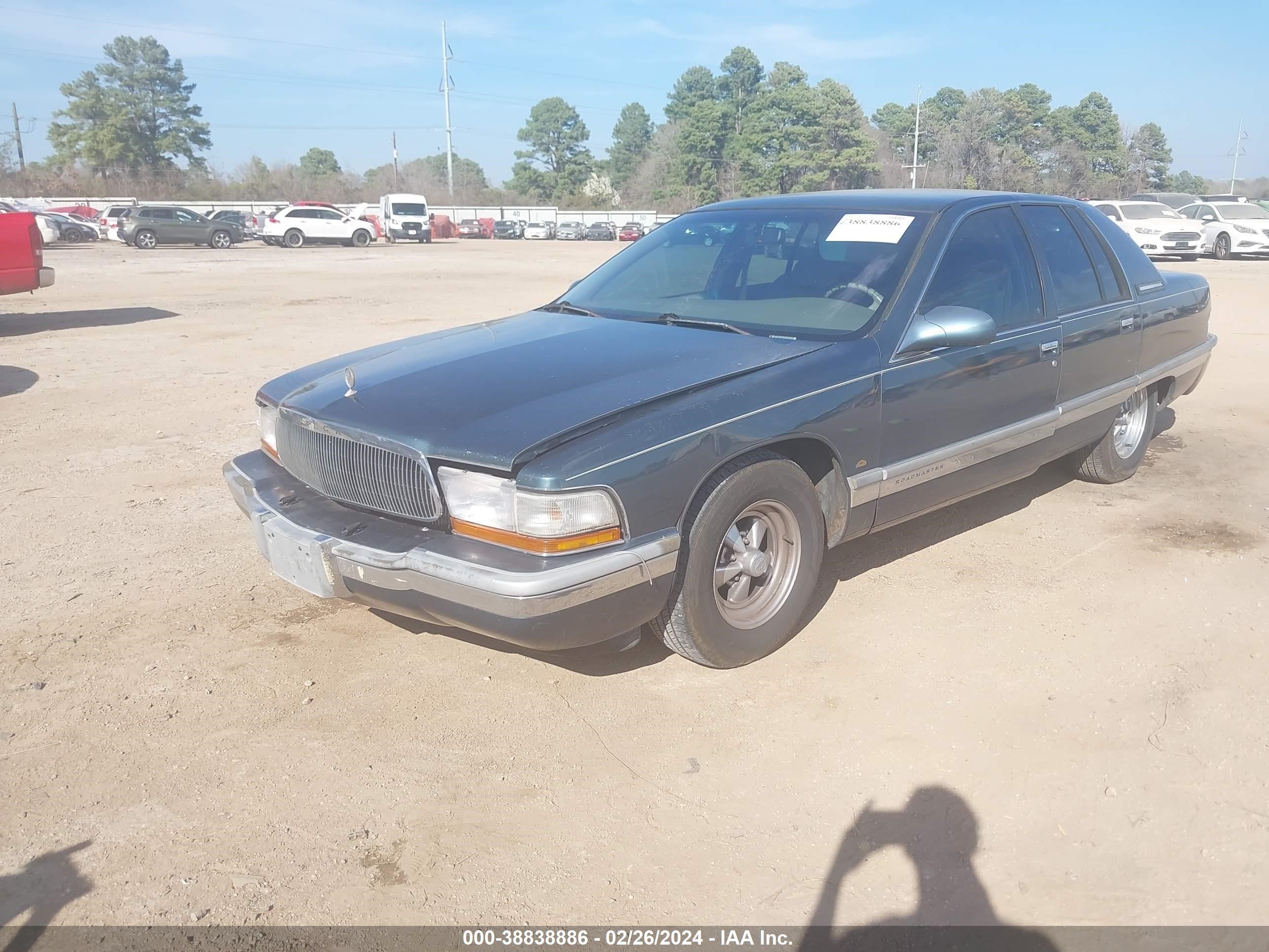 Photo 1 VIN: 1G4BN52P6TR411240 - BUICK ROADMASTER 