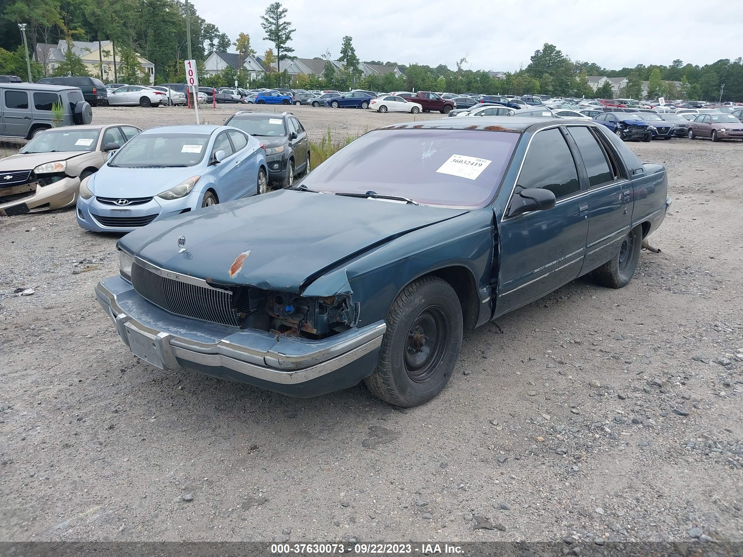 Photo 1 VIN: 1G4BN52P7SR403968 - BUICK ROADMASTER 