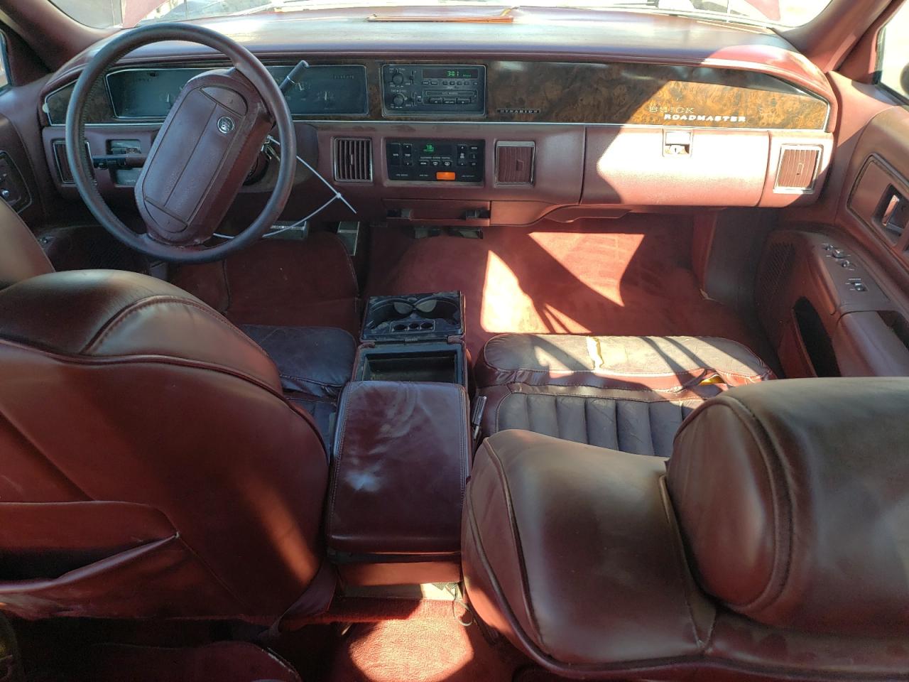 Photo 7 VIN: 1G4BN5376NR424278 - BUICK ROADMASTER 