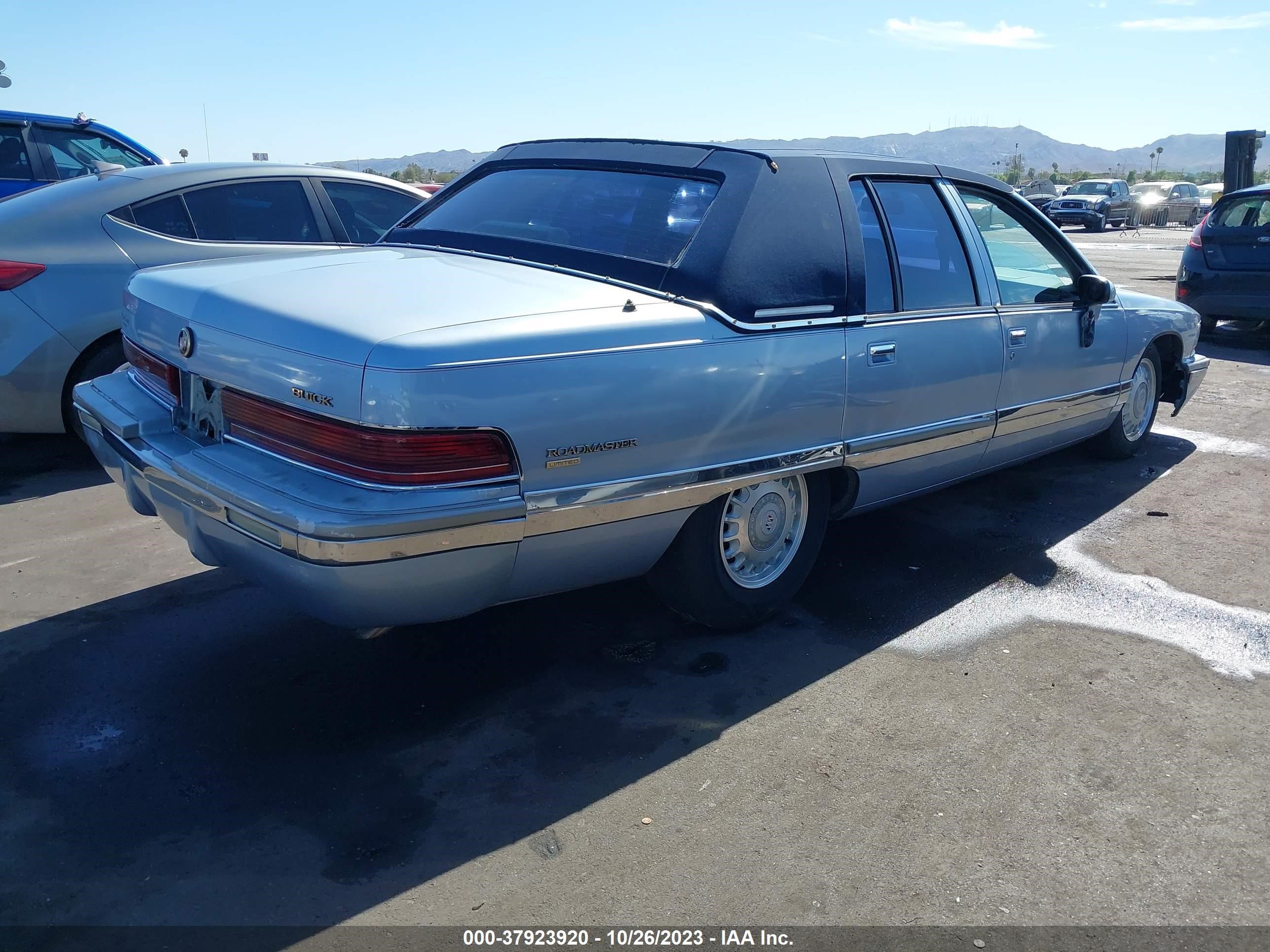 Photo 3 VIN: 1G4BT52P2RR434674 - BUICK ROADMASTER 