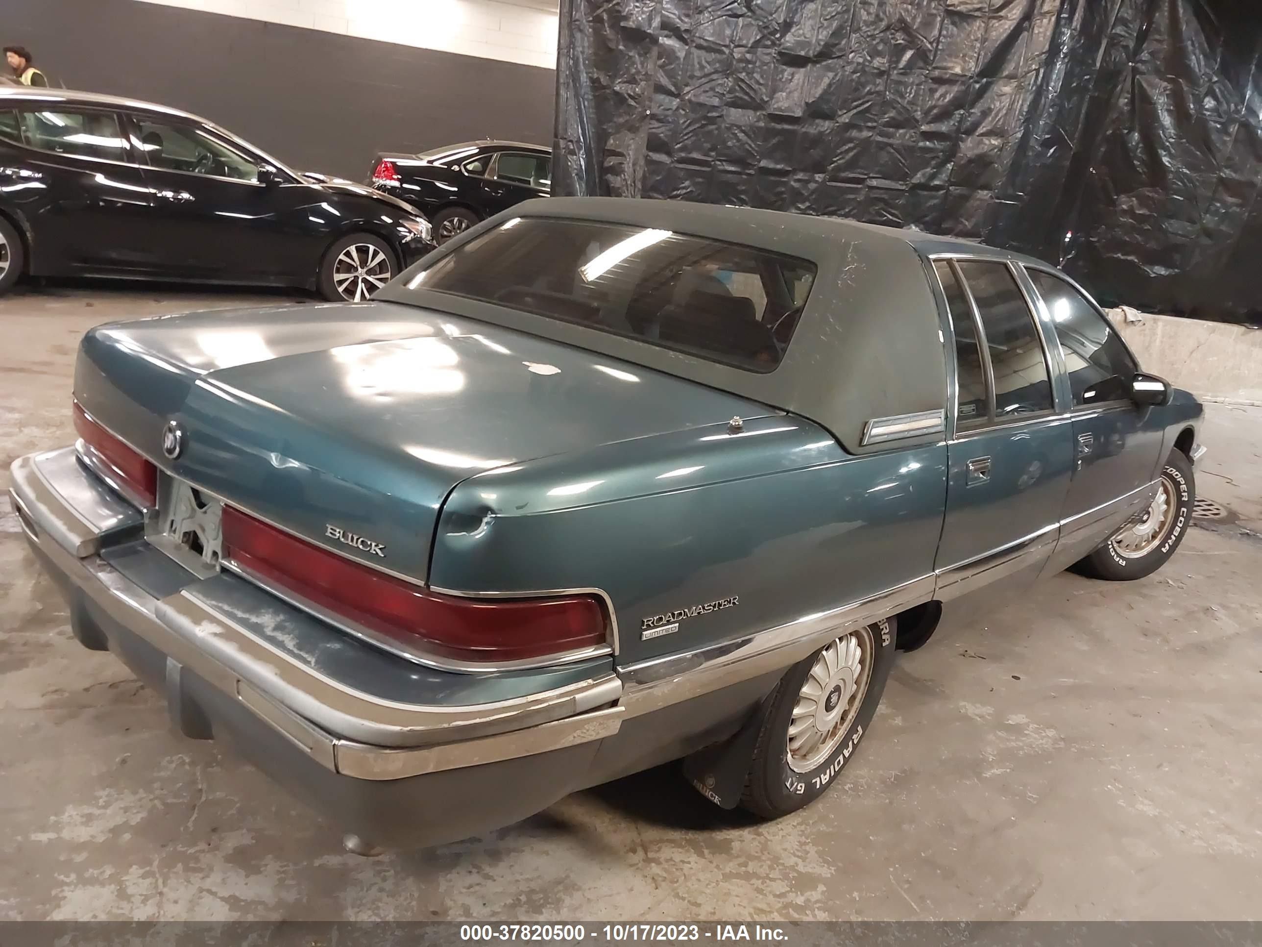 Photo 3 VIN: 1G4BT5378PR430737 - BUICK ROADMASTER 