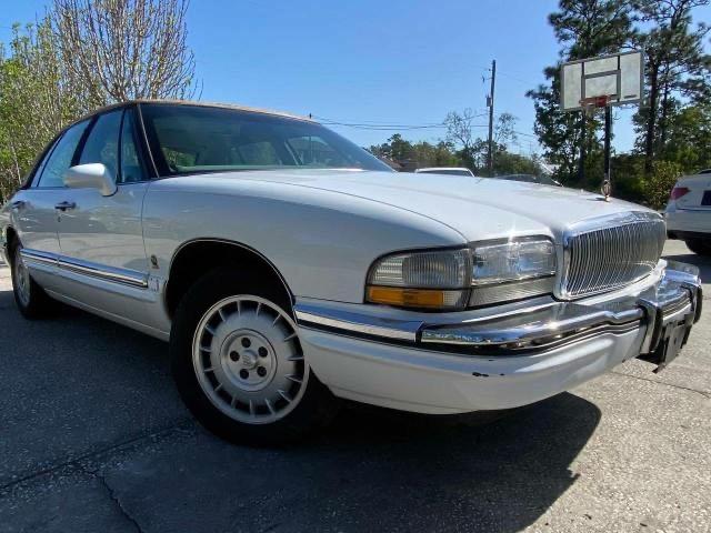 Photo 0 VIN: 1G4CU5212TH615333 - BUICK PARK AVENU 