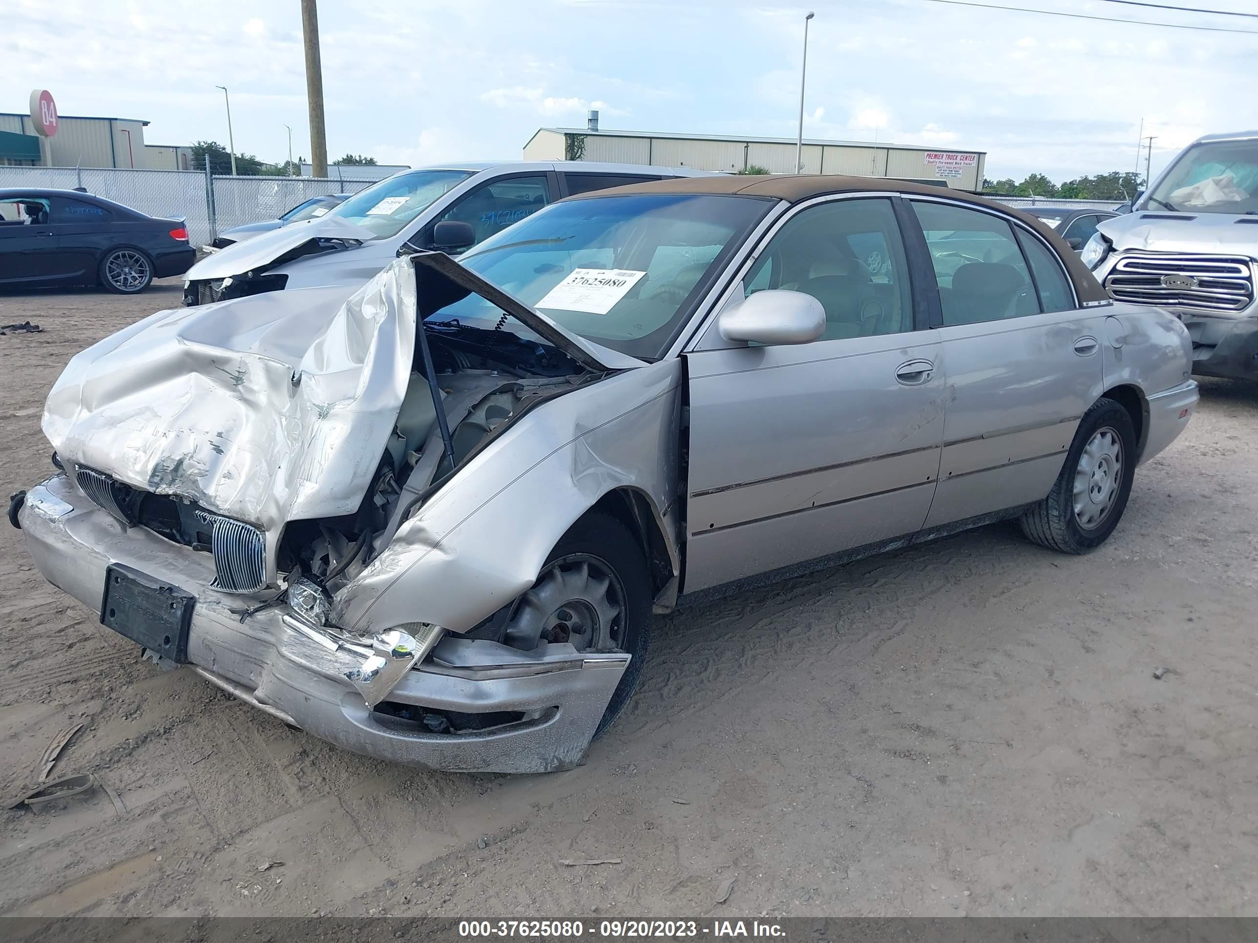 Photo 1 VIN: 1G4CU5213V4603119 - BUICK PARK AVENUE 