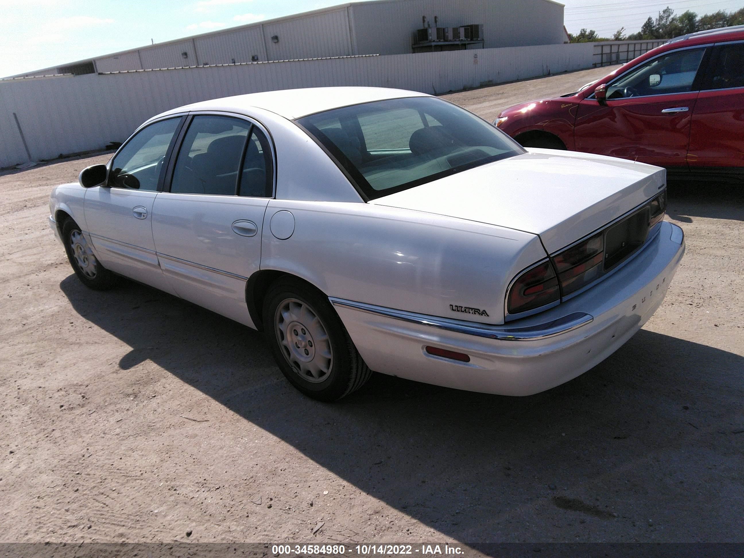 Photo 2 VIN: 1G4CU5213W4652032 - BUICK PARK AVENUE 