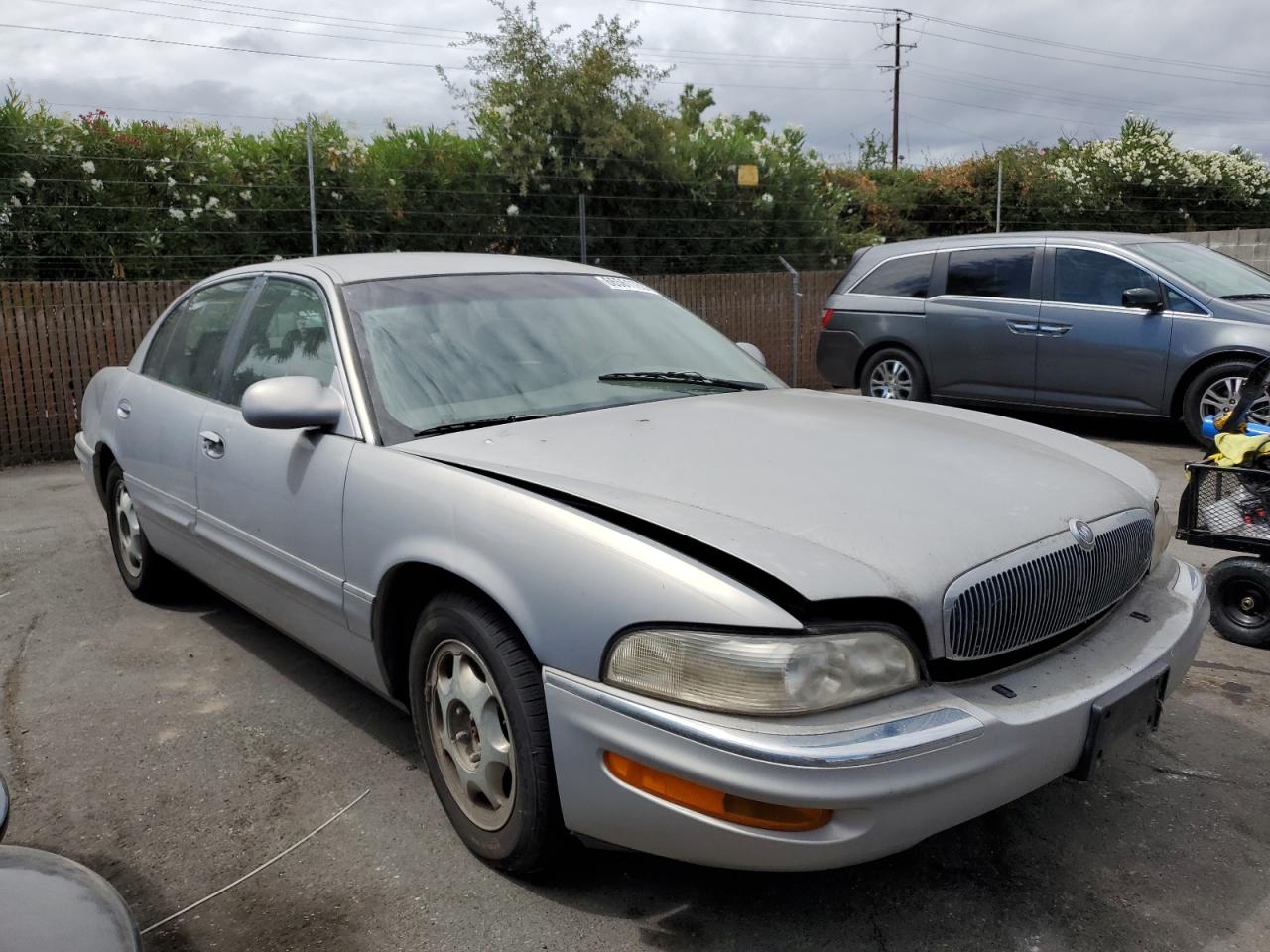 Photo 15 VIN: 1G4CU5219V4622189 - BUICK PARK AVENU 