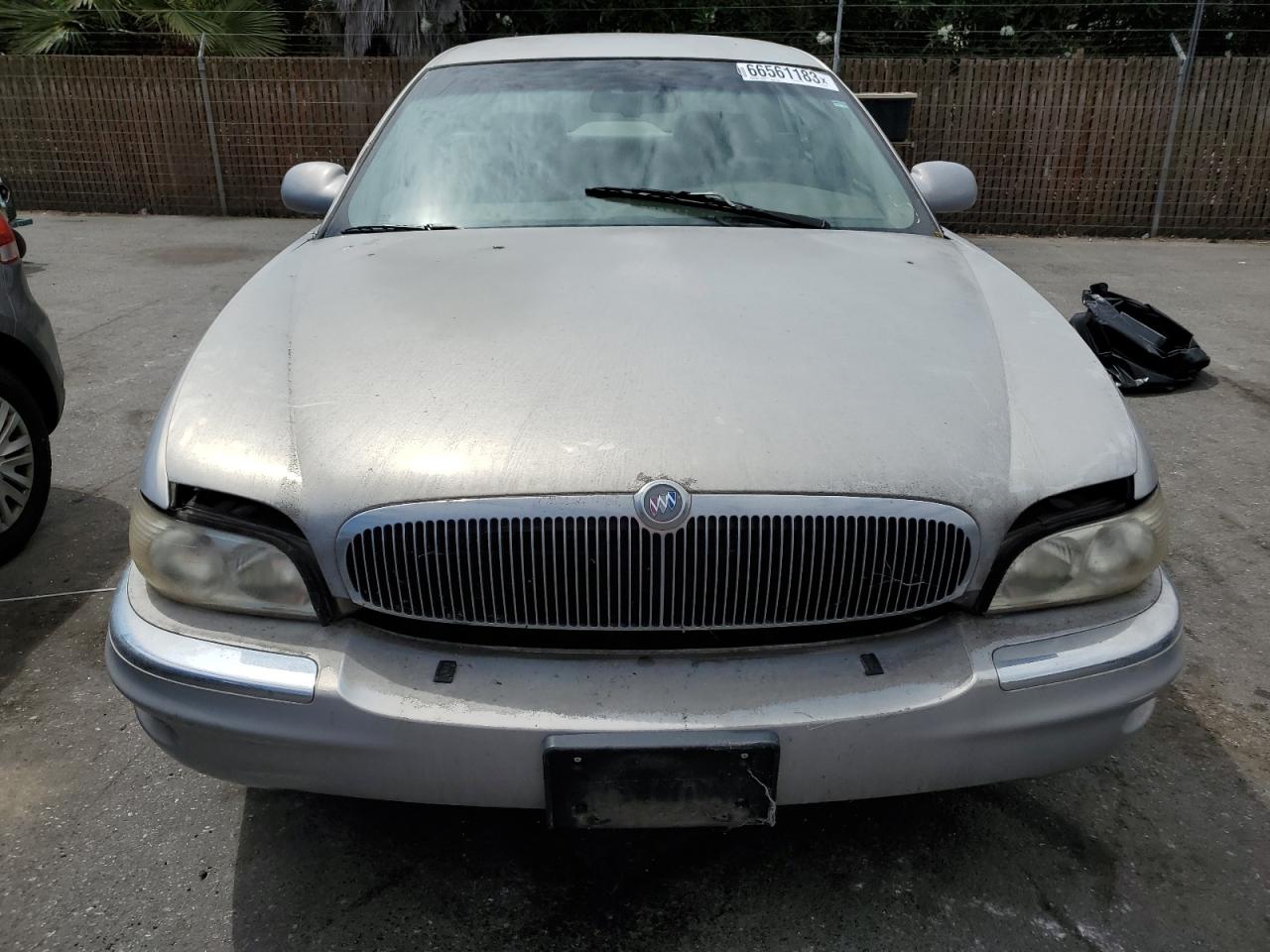 Photo 16 VIN: 1G4CU5219V4622189 - BUICK PARK AVENU 