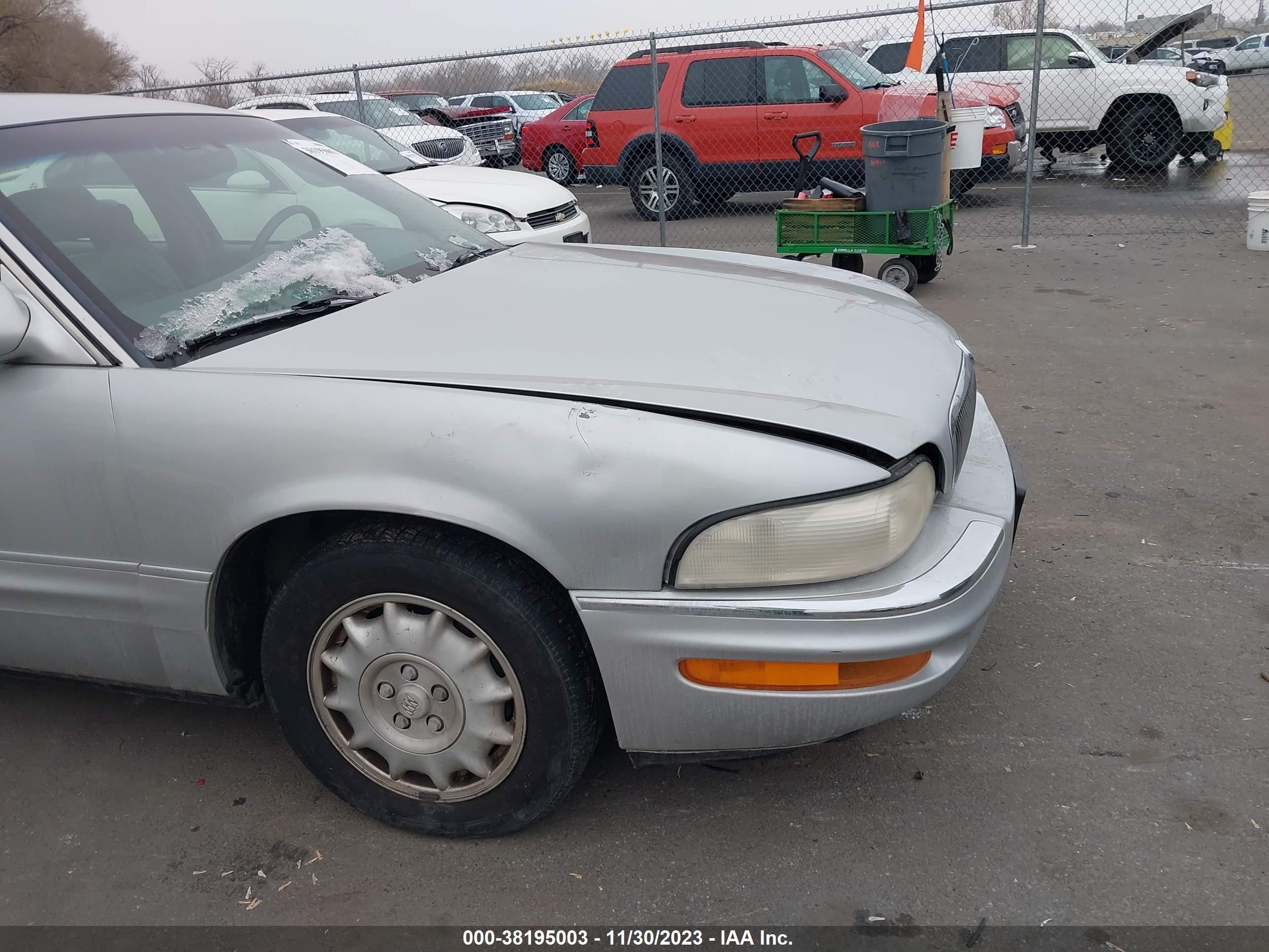 Photo 5 VIN: 1G4CU521XX4660226 - BUICK PARK AVENUE 