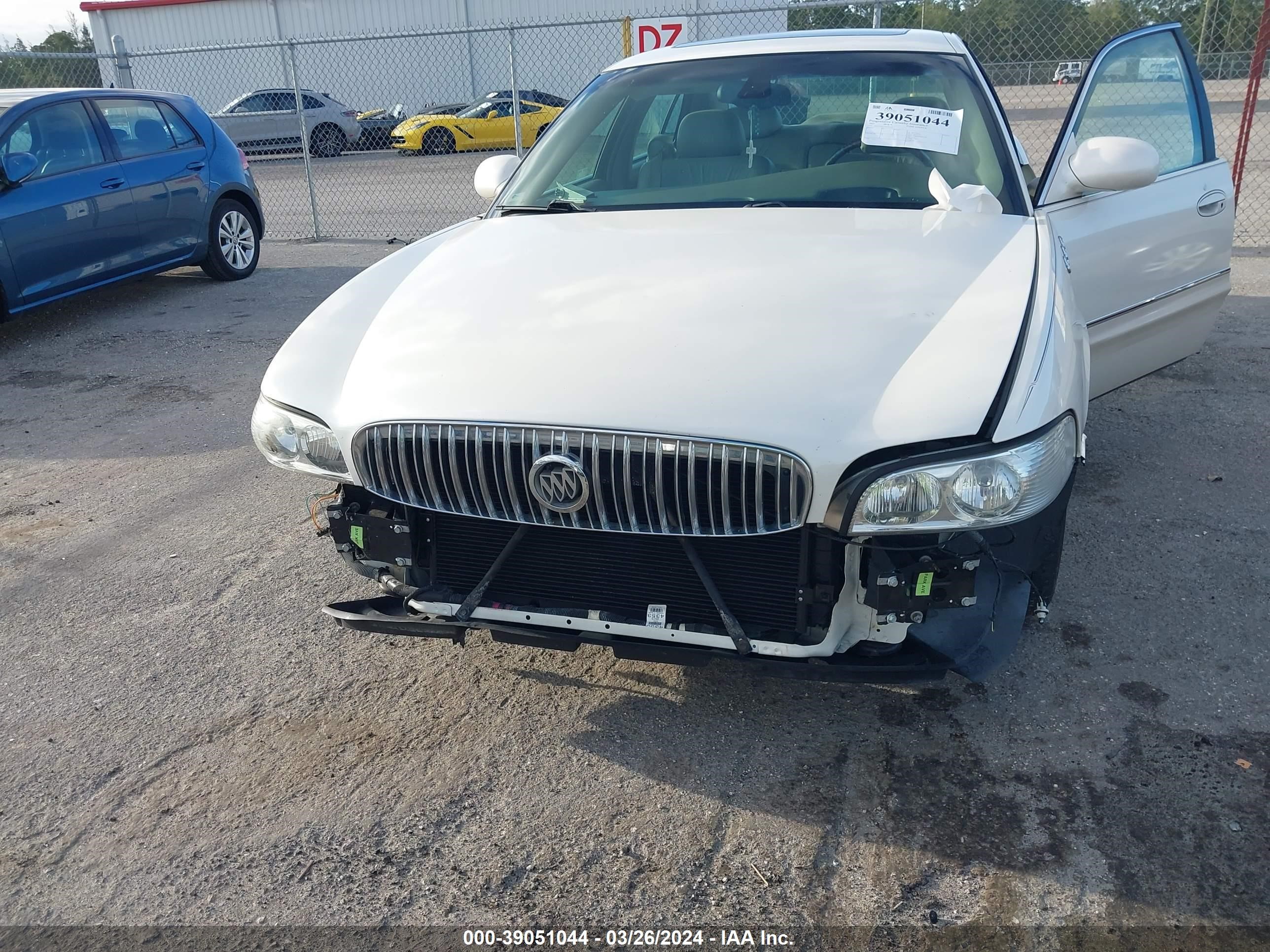 Photo 5 VIN: 1G4CU541534135551 - BUICK PARK AVENUE 