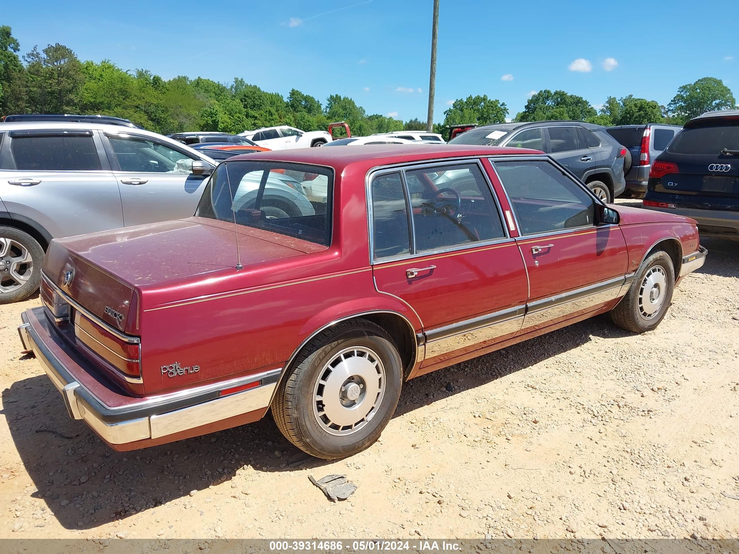 Photo 3 VIN: 1G4CW5137H1473218 - BUICK ELECTRA 