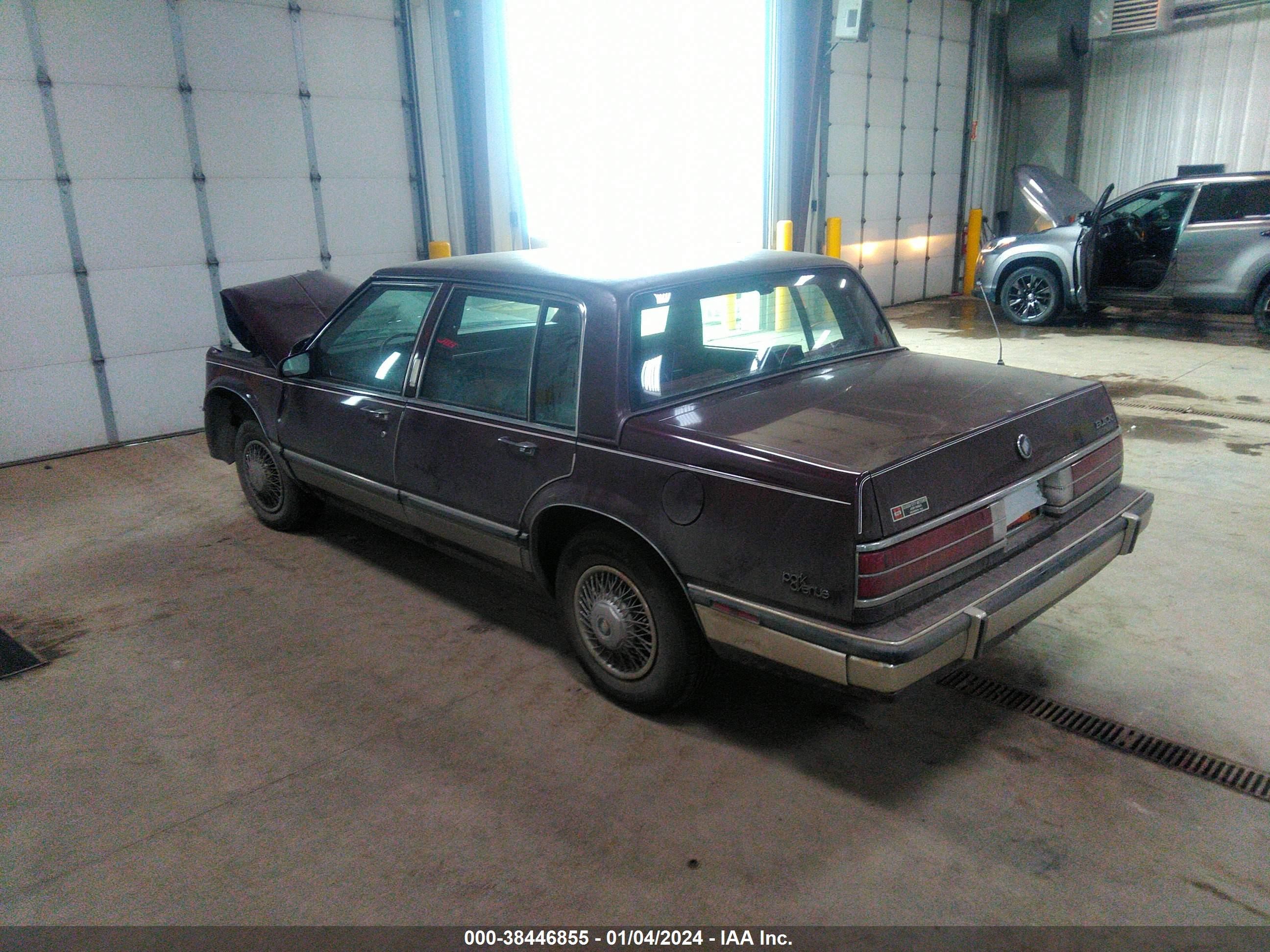 Photo 2 VIN: 1G4CW5139H1460230 - BUICK ELECTRA 