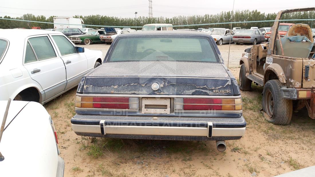 Photo 5 VIN: 1G4CW51C2L1638472 - BUICK PARK AVENUE 