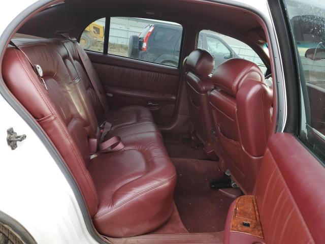 Photo 9 VIN: 1G4CW52K0W4630573 - BUICK PARK AVE 