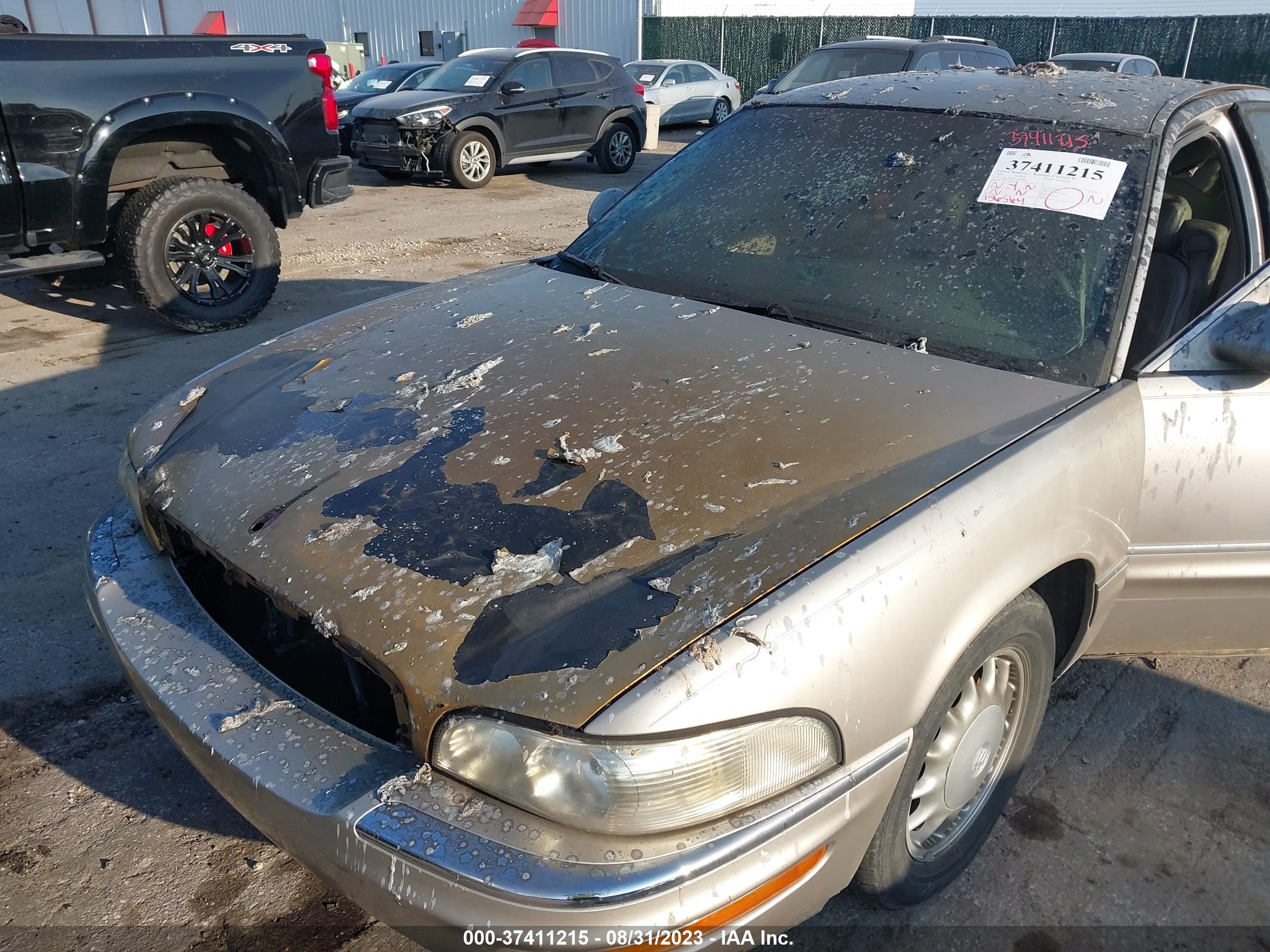 Photo 5 VIN: 1G4CW52K1V4644805 - BUICK PARK AVENUE 