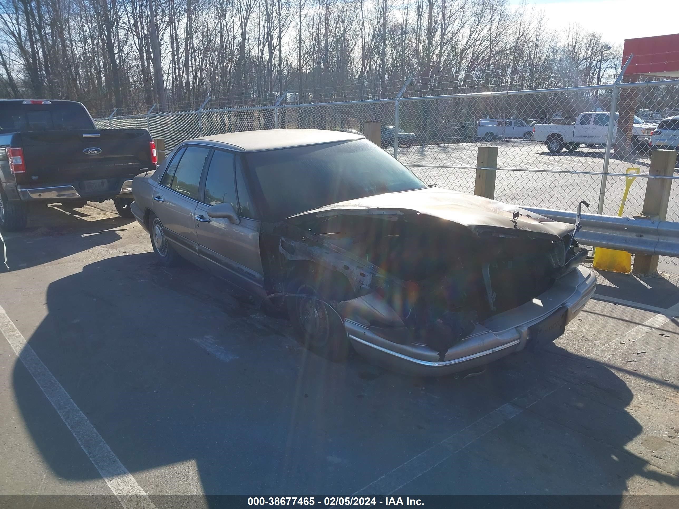 Photo 1 VIN: 1G4CW52K2SH660130 - BUICK PARK AVENUE 