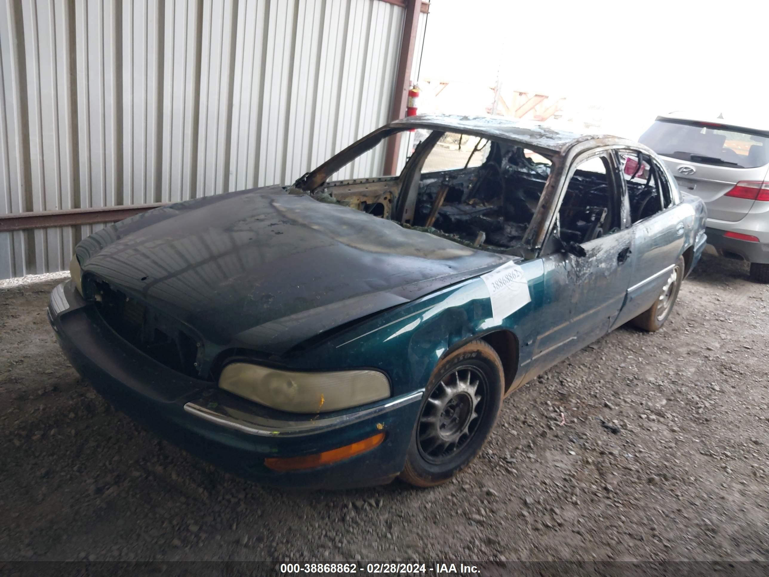 Photo 1 VIN: 1G4CW52K3W4615386 - BUICK PARK AVENUE 