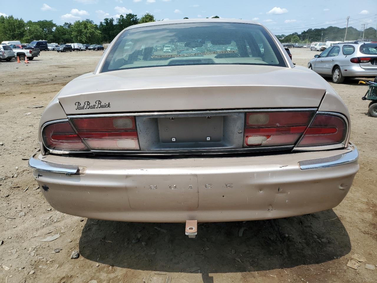 Photo 5 VIN: 1G4CW52K5X4617951 - BUICK PARK AVENUE 