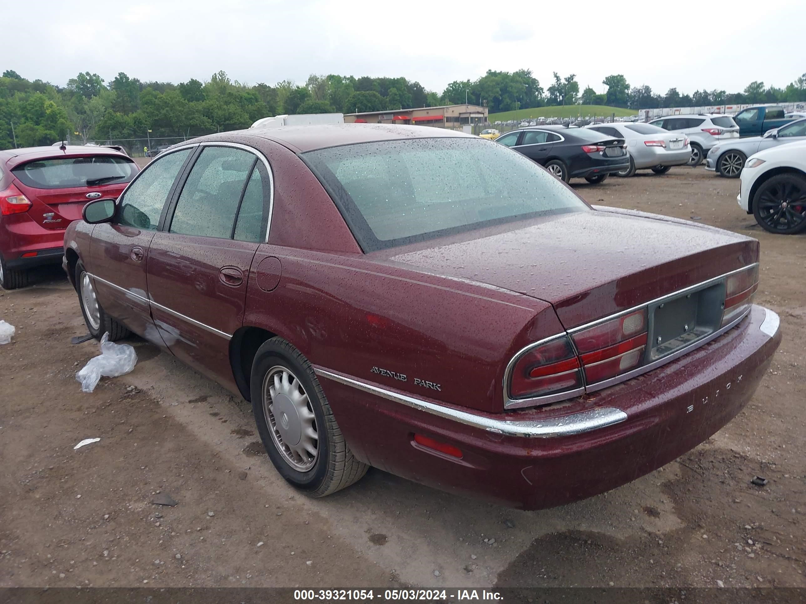 Photo 2 VIN: 1G4CW52K6W4606150 - BUICK PARK AVENUE 