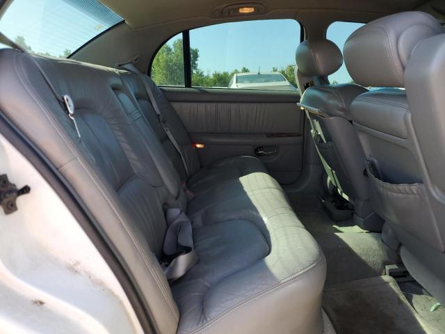 Photo 9 VIN: 1G4CW52K9W4636260 - BUICK PARK AVENU 