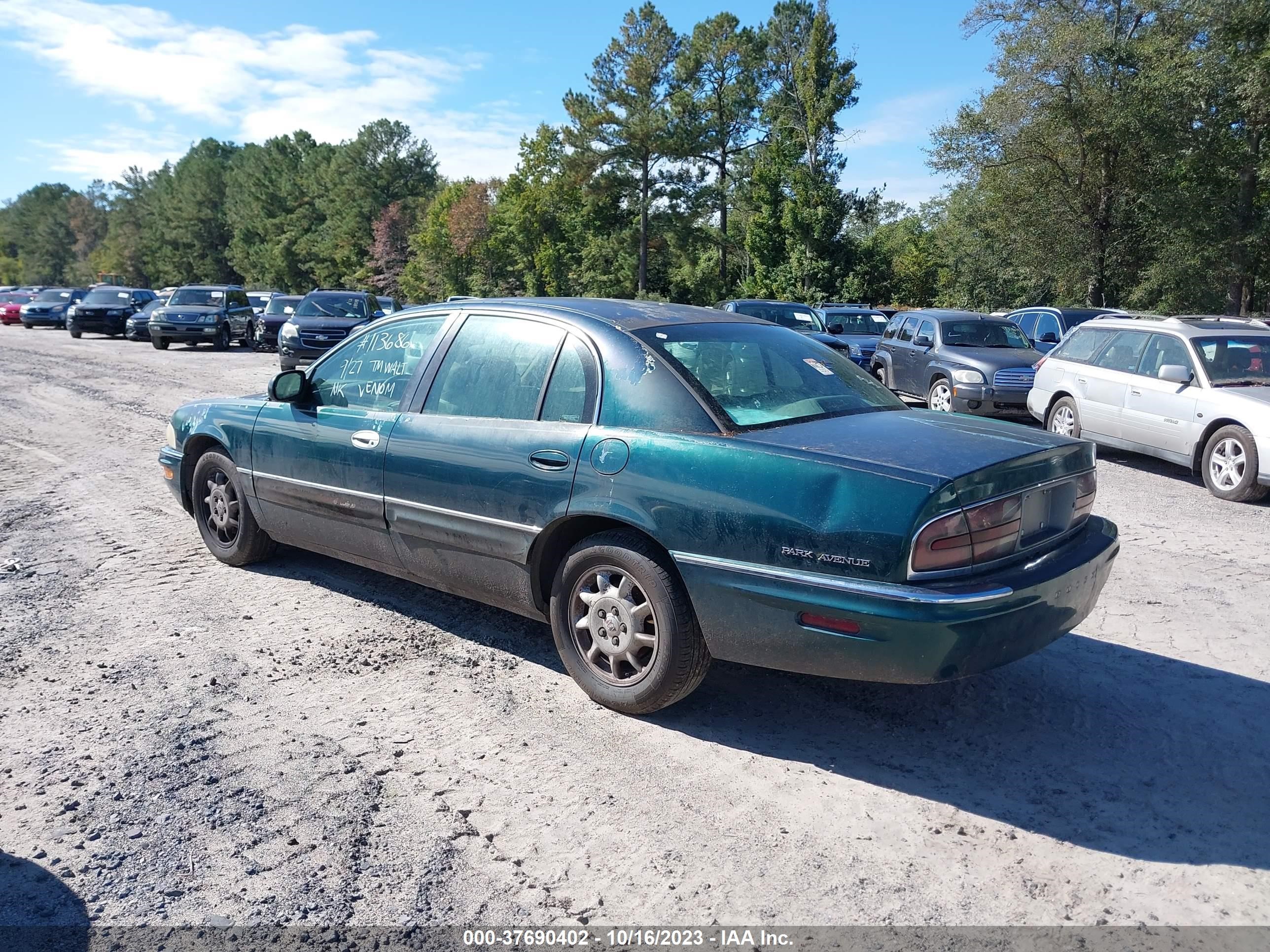 Photo 2 VIN: 1G4CW52KXY4113686 - BUICK PARK AVENUE 