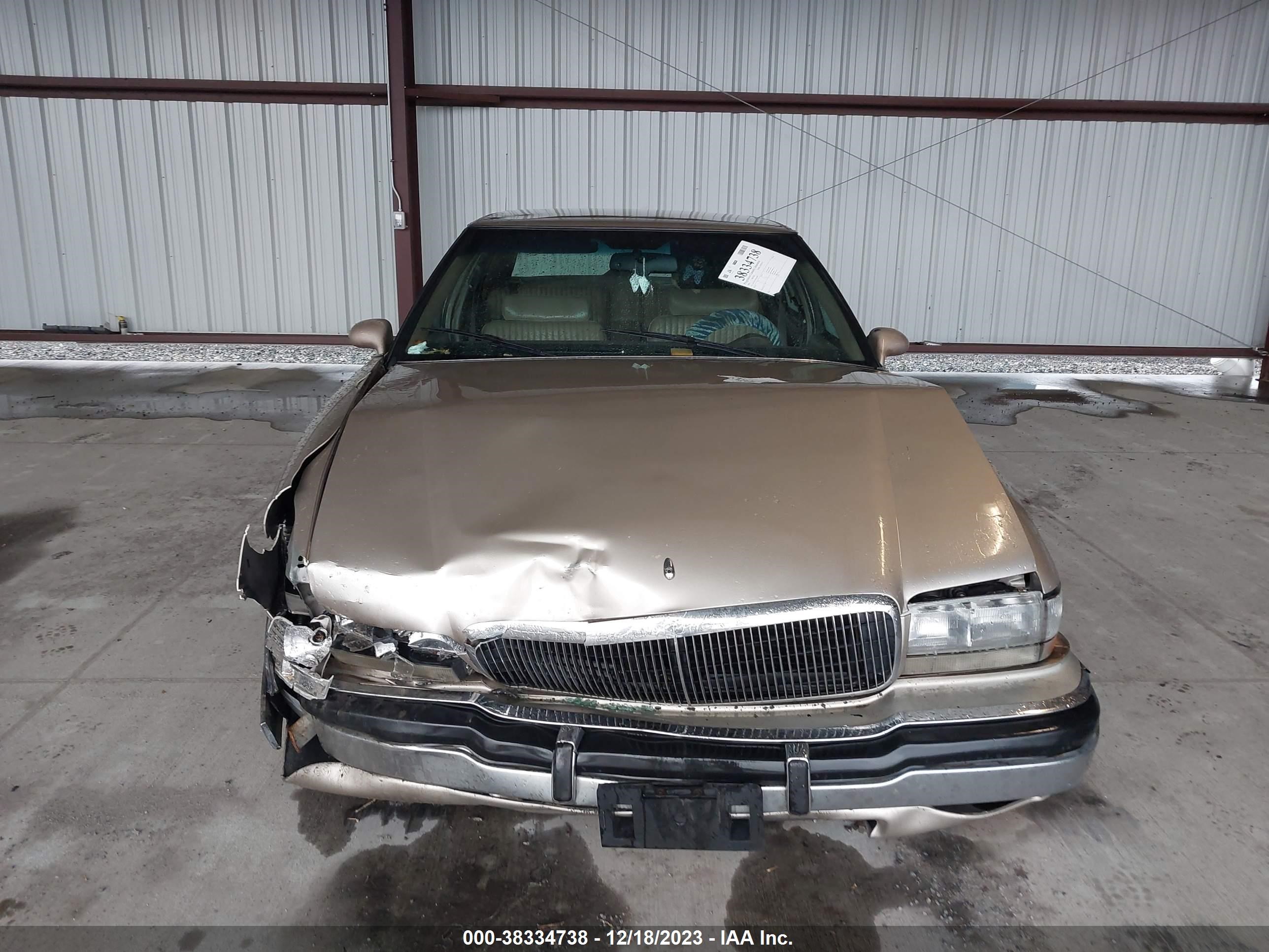 Photo 10 VIN: 1G4CW53L0P1628896 - BUICK PARK AVENUE 