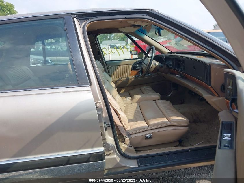 Photo 4 VIN: 1G4CW53L3P1627662 - BUICK PARK AVENUE 