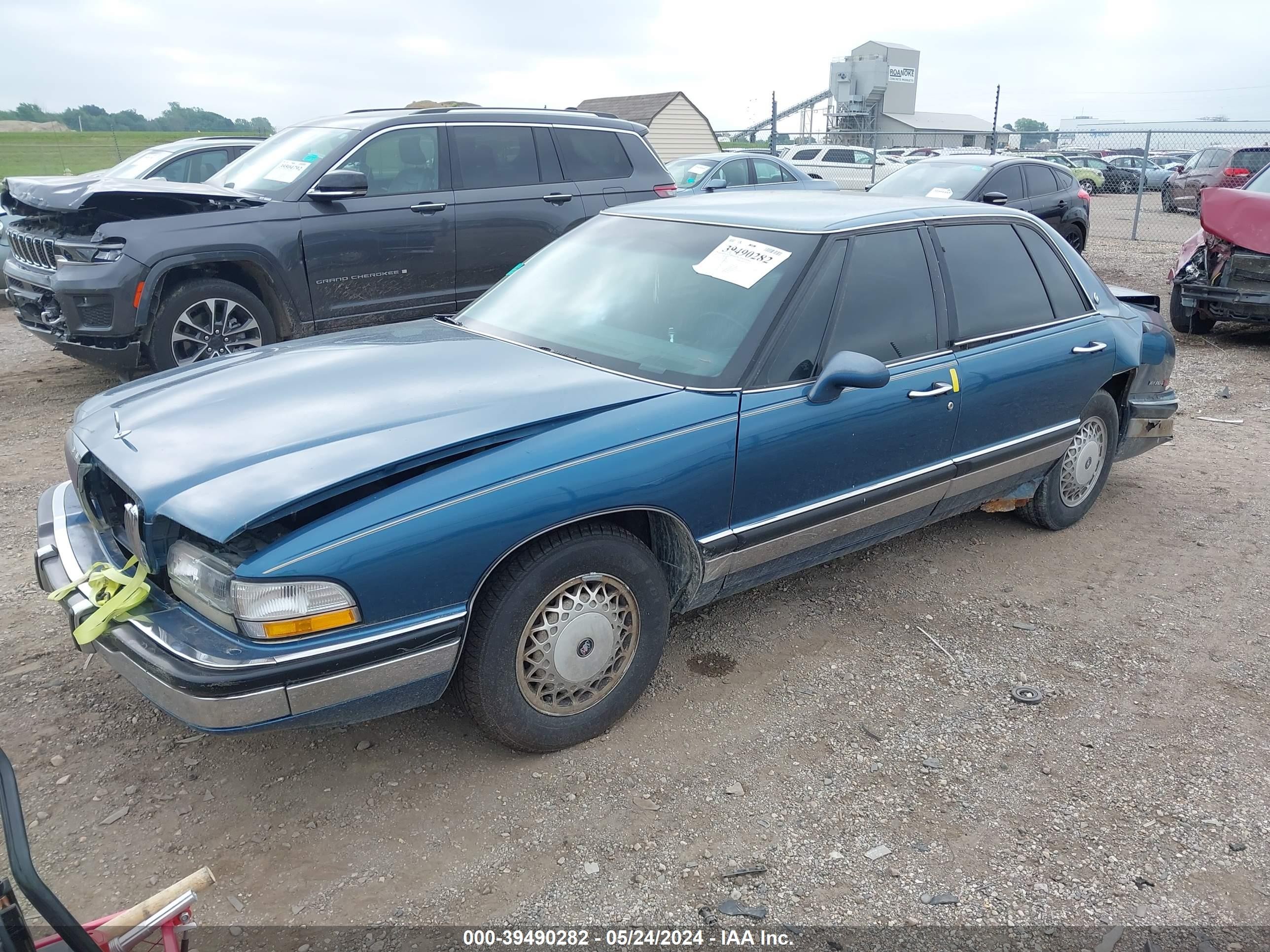 Photo 1 VIN: 1G4CW53LXN1625243 - BUICK PARK AVENUE 