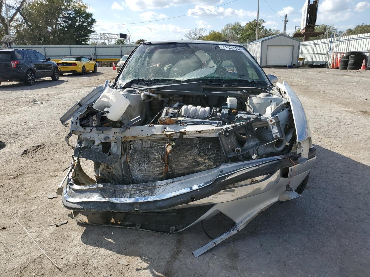 Photo 4 VIN: 1G4CW53LXN1634413 - BUICK PARK AVENUE 